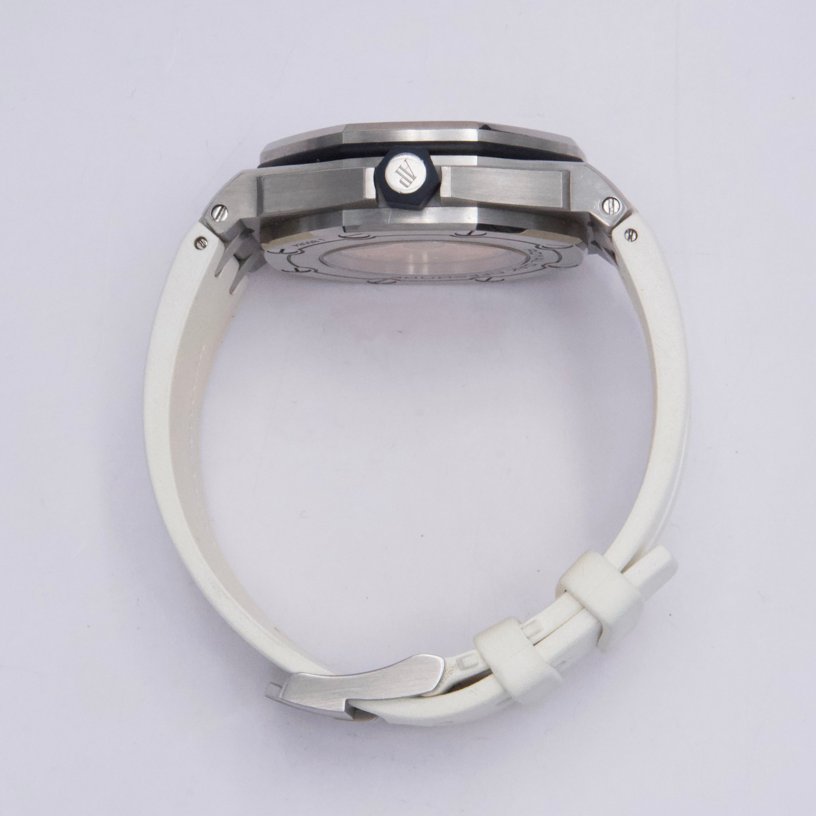 Audemars Piguet Royal Oak Offshore 15710ST.OO.A010CA.01 Thumbnail 4