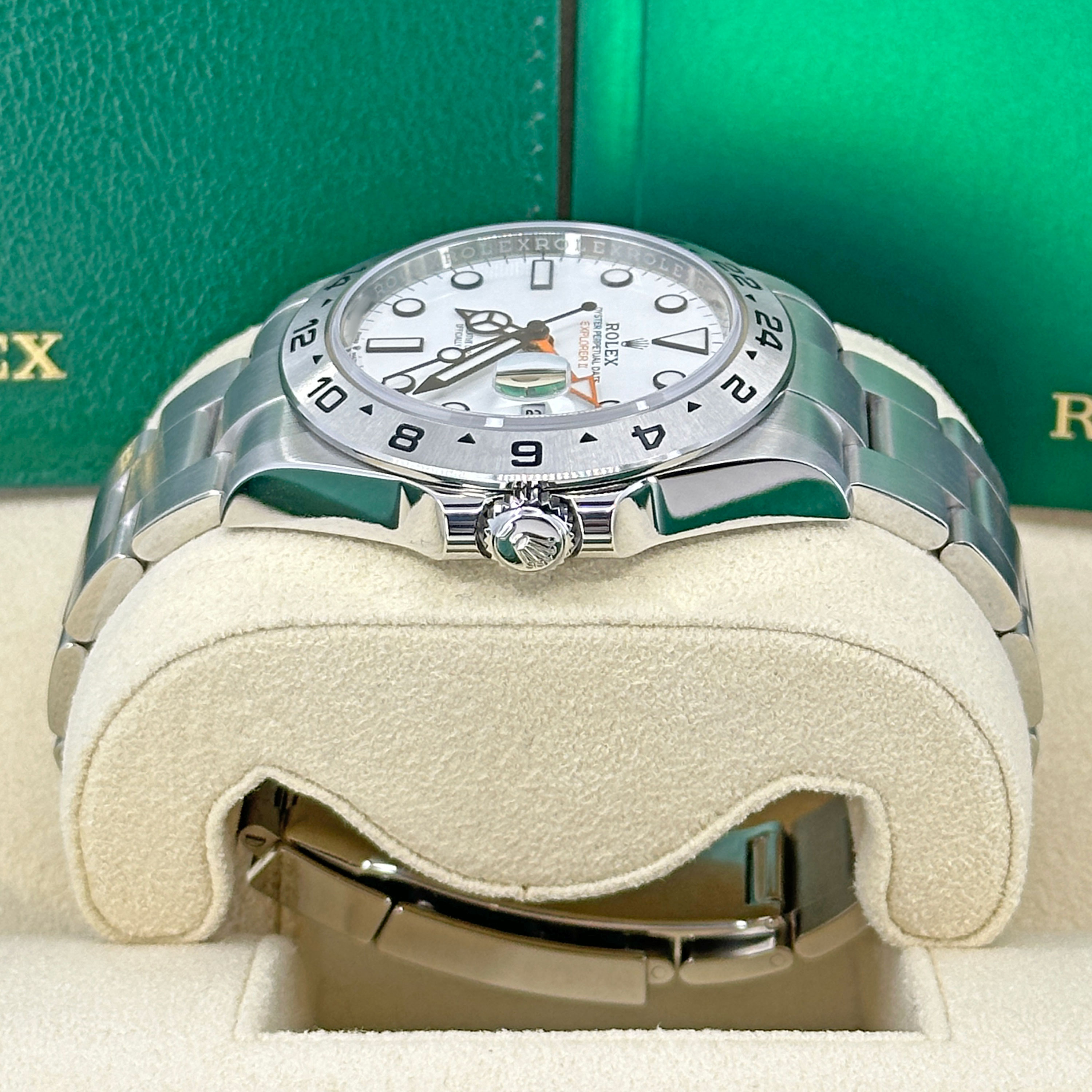 Rolex Explorer II 226570 Thumbnail 7