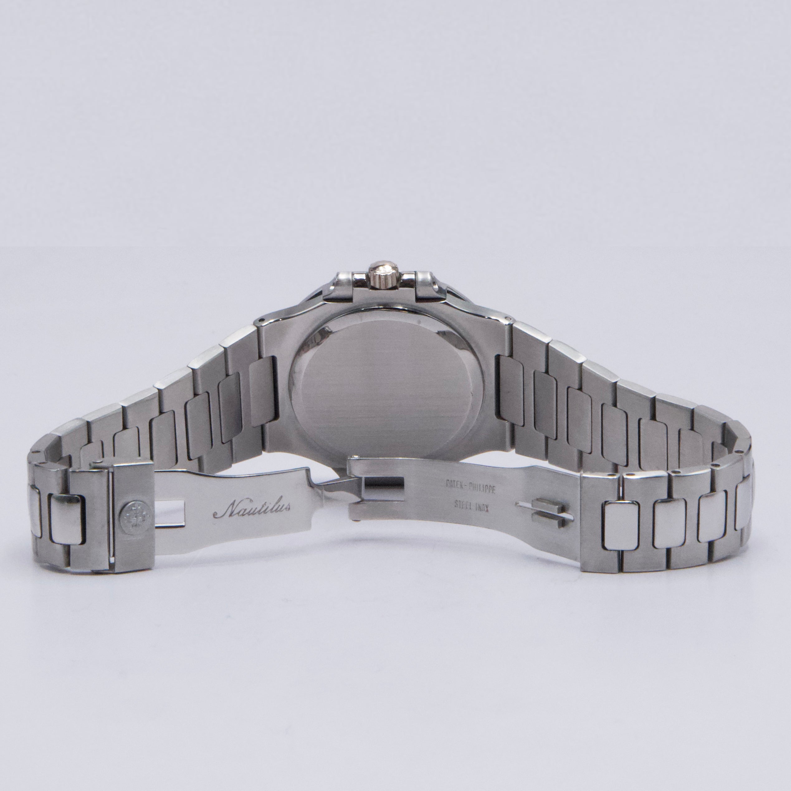 Patek Philippe Nautilus 3800/1A Thumbnail 6