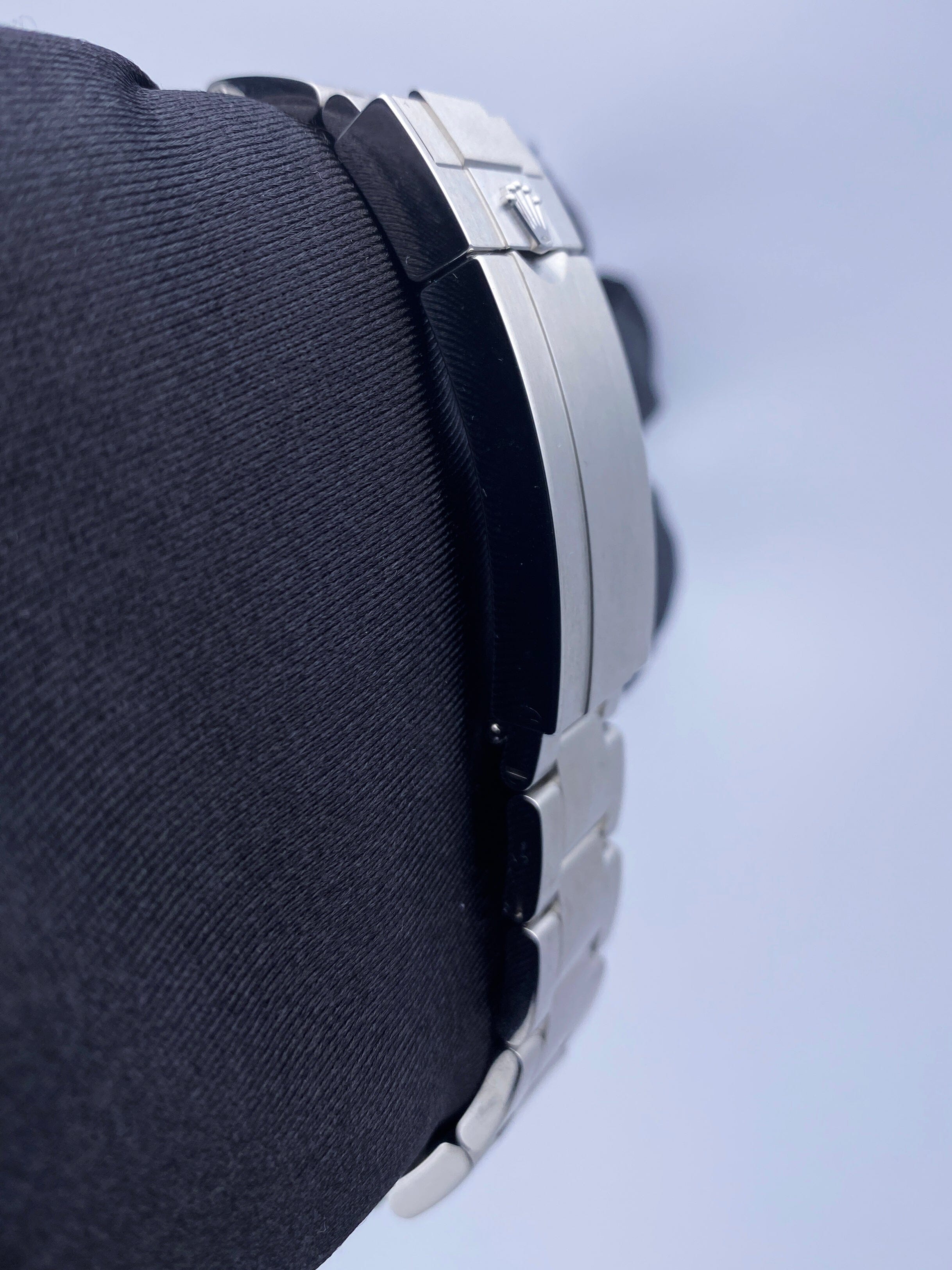 Rolex Submariner 126610 LN Thumbnail 5