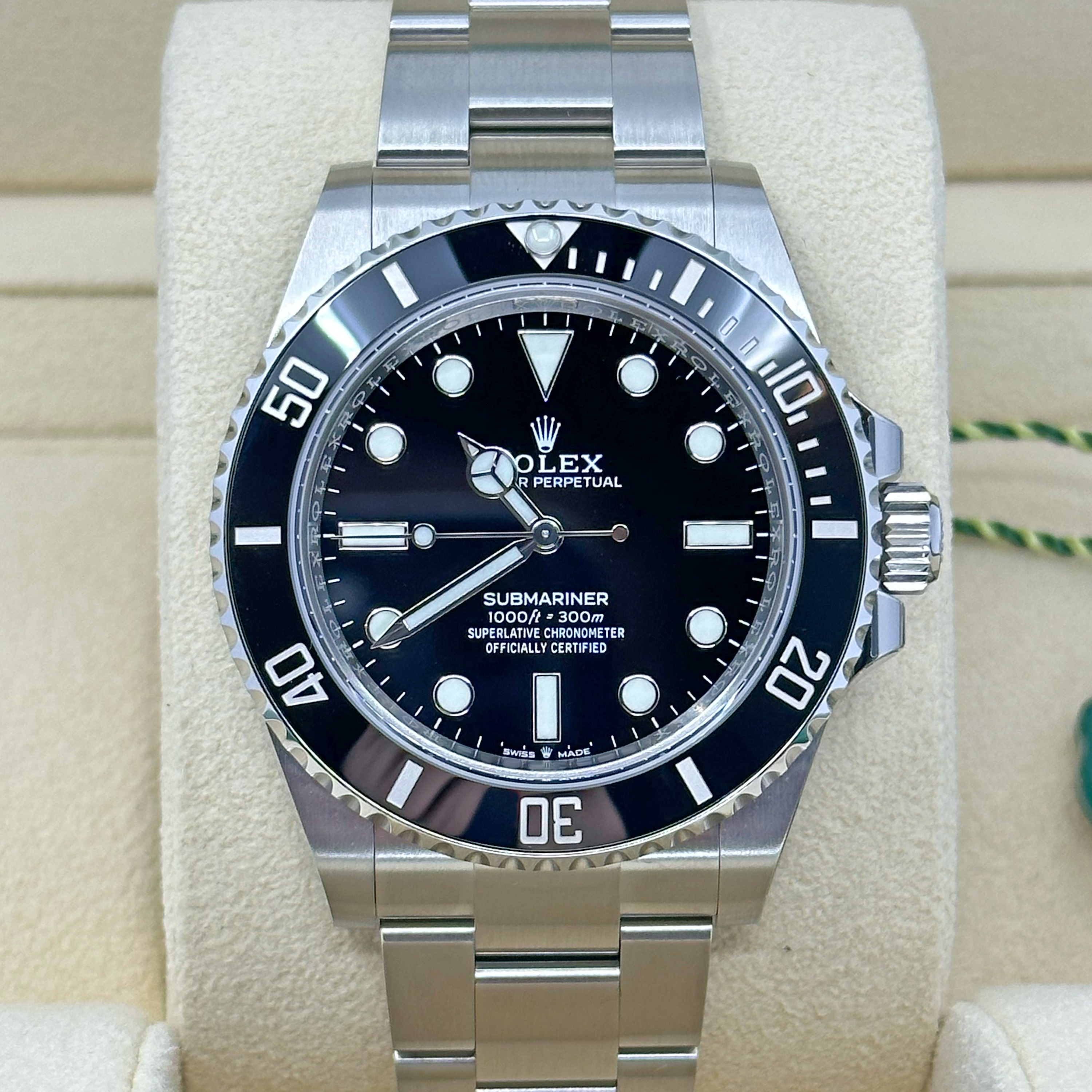 Rolex Submariner 124060 Thumbnail 5