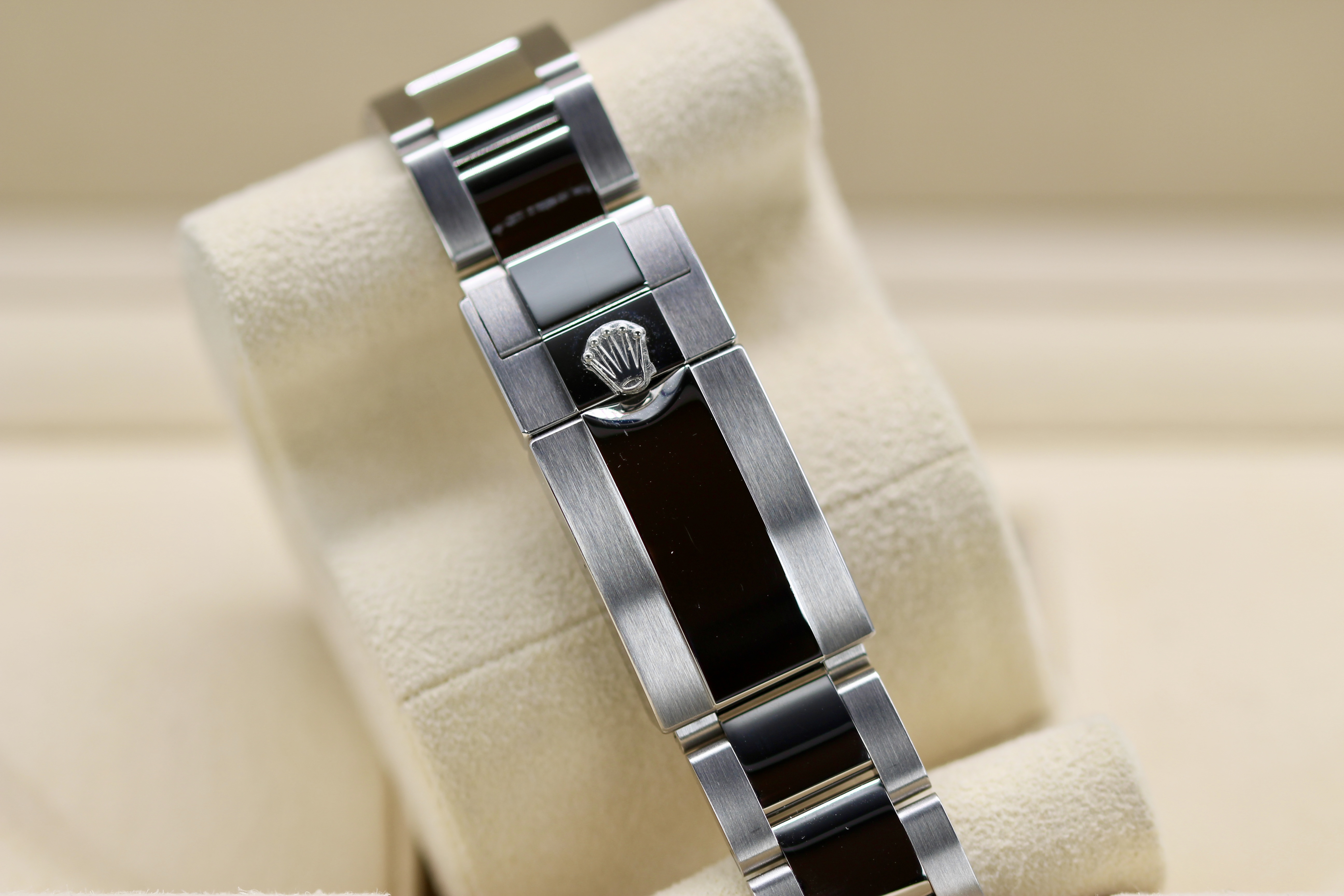 Rolex Yacht-Master II 116680 Thumbnail 4