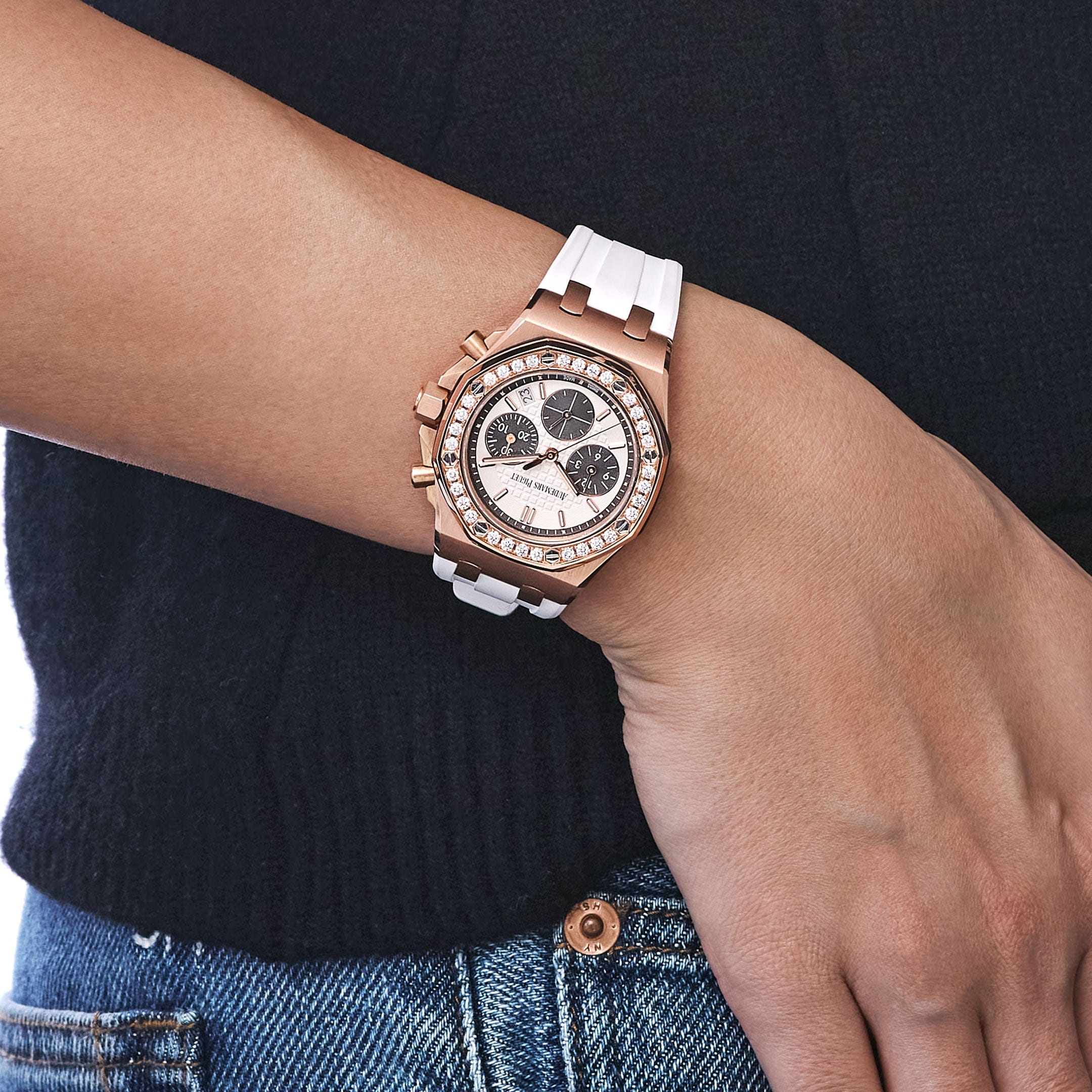 Audemars Piguet Royal Oak Offshore 26231OR.ZZ.D003CA.01 Thumbnail 3