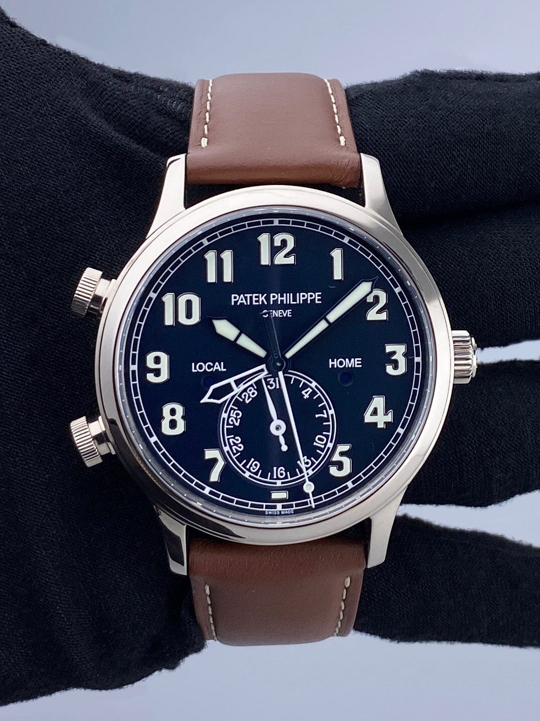 Patek Philippe Complications 5524G-001 Thumbnail 2