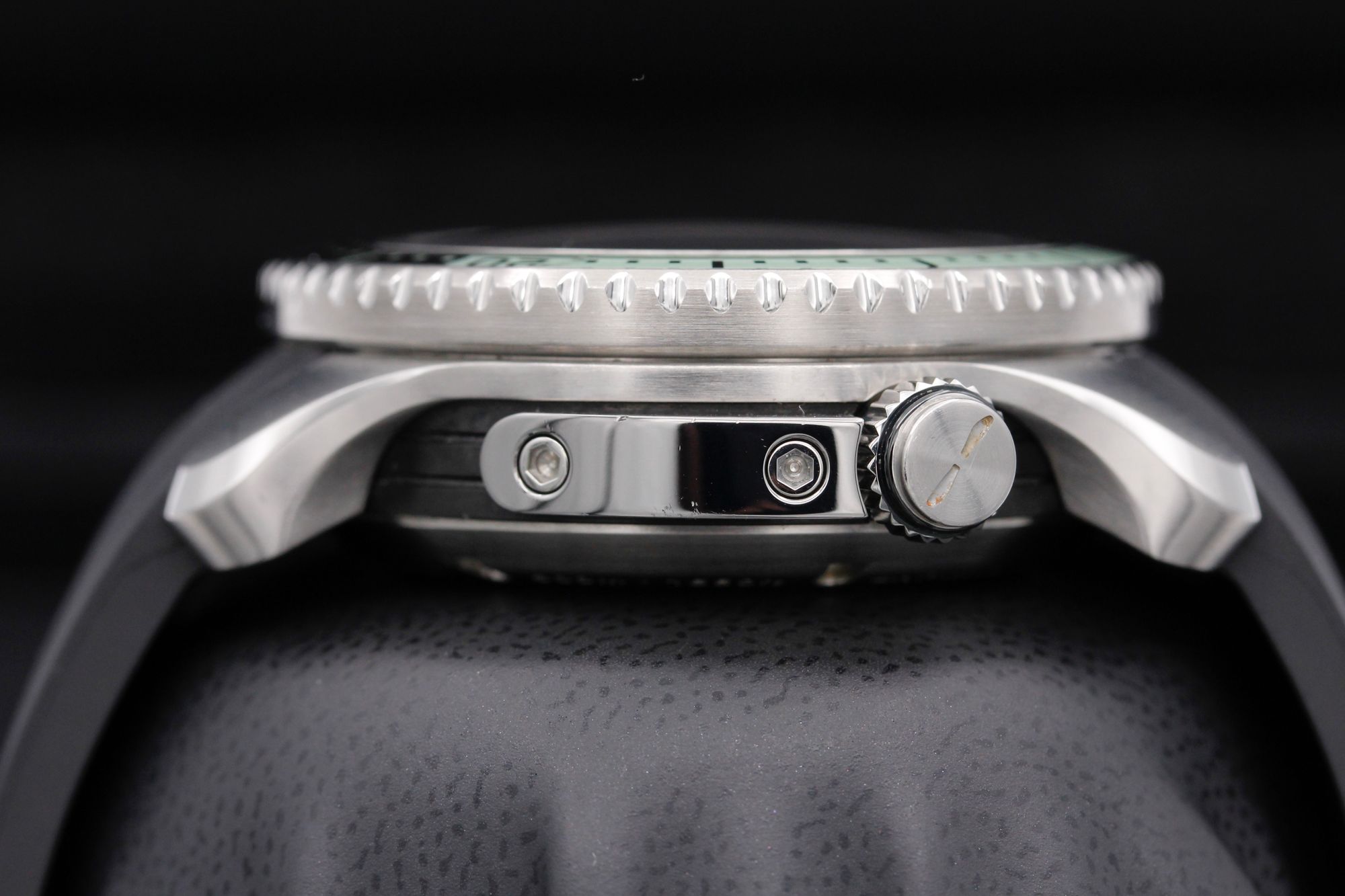 Bremont Supermarine S500/BK-GN Thumbnail 3