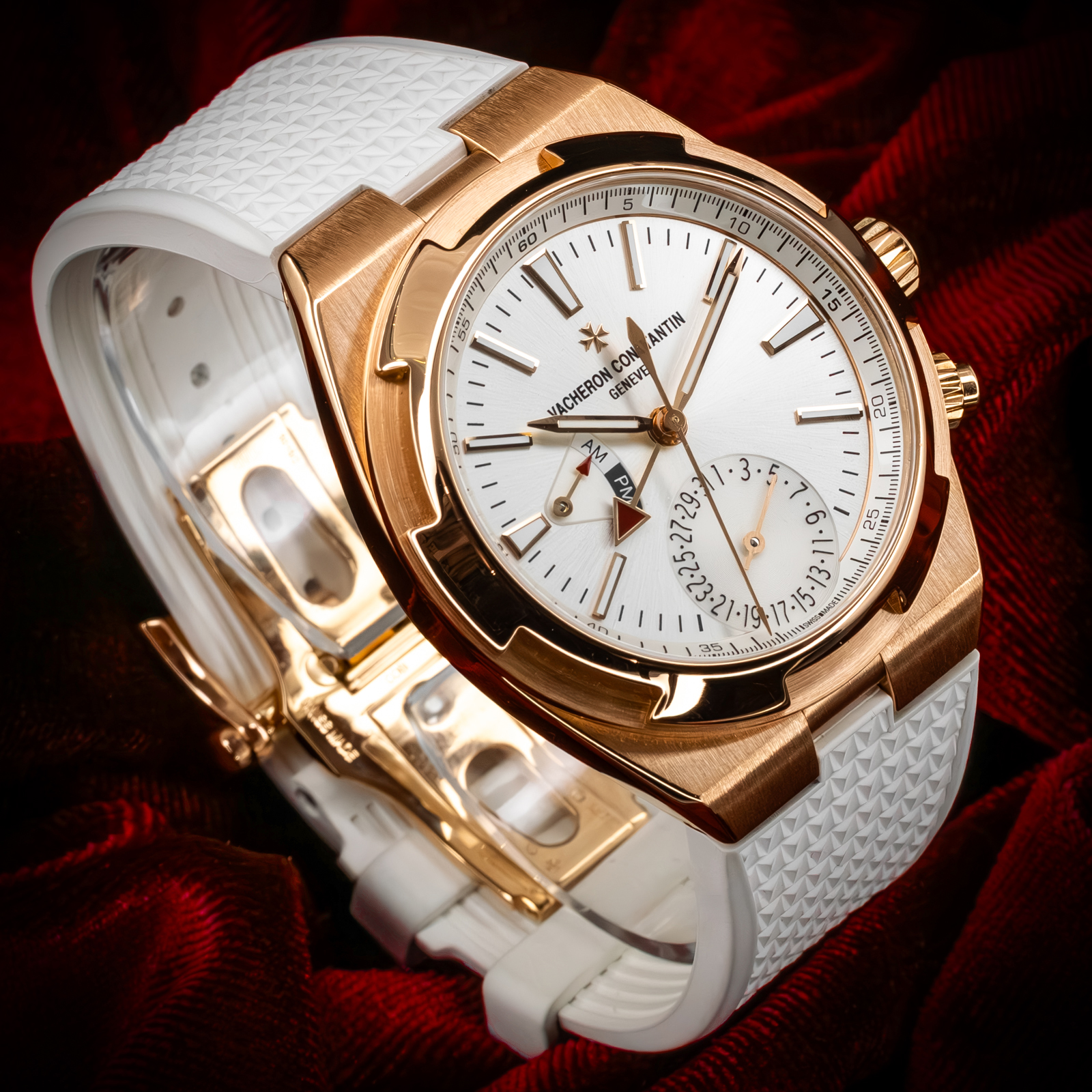 Vacheron Constantin Overseas 7900V/000R-B336 Thumbnail 2