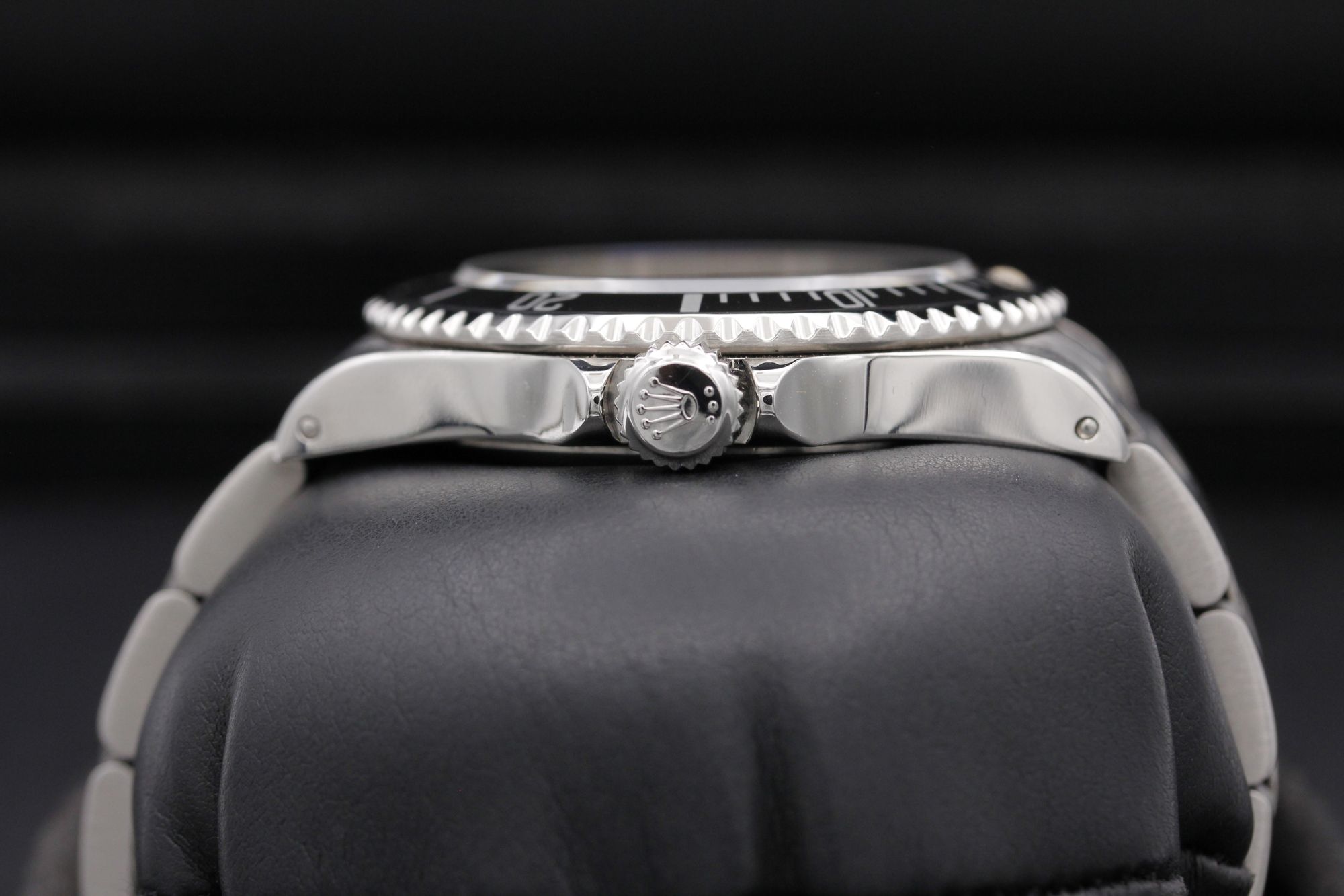 Rolex Submariner 14060 Thumbnail 3