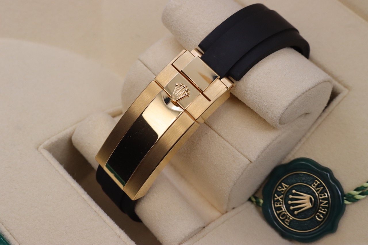 Rolex Daytona 126518 LN Thumbnail 3