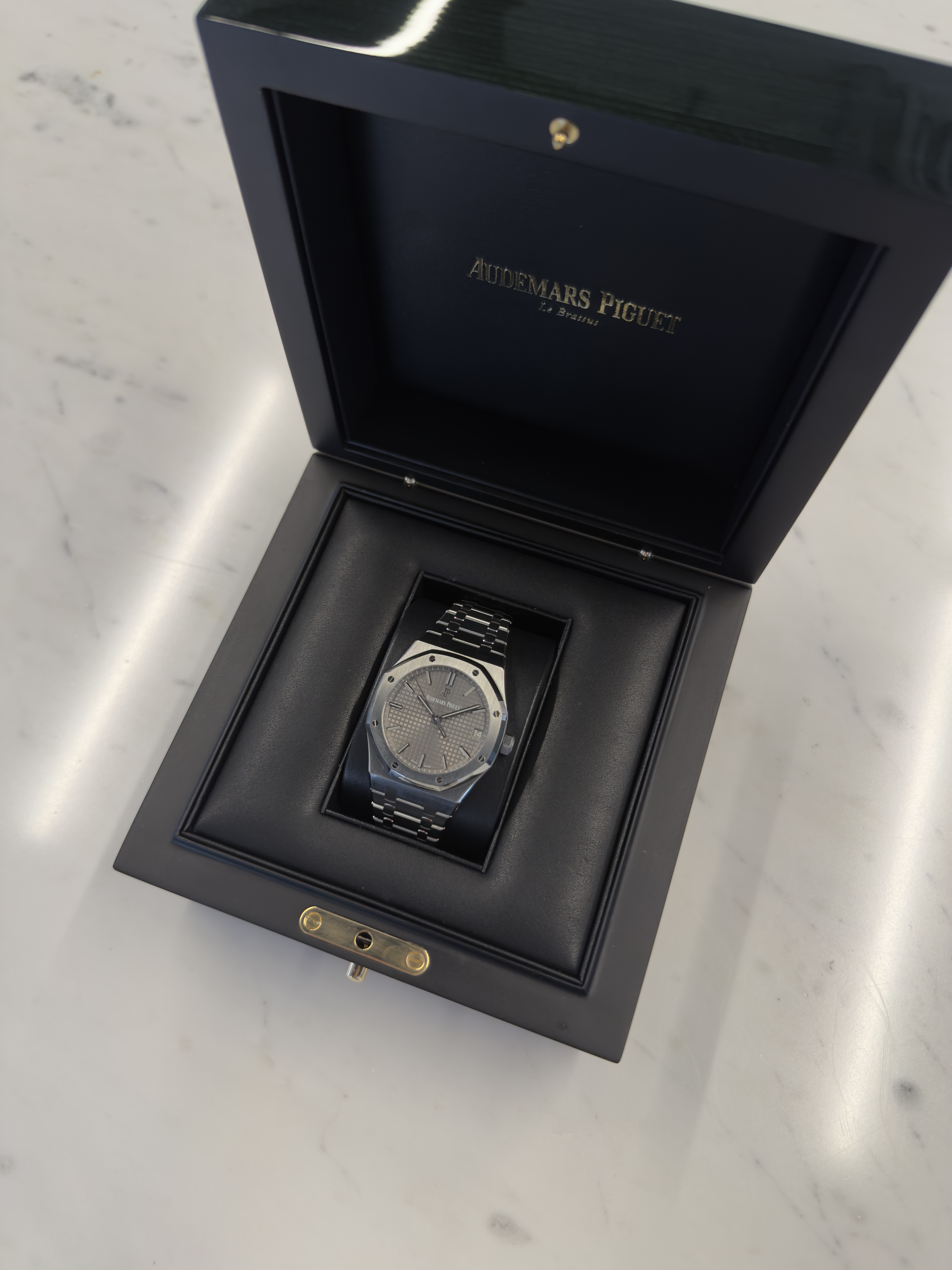 Audemars Piguet Royal Oak 15500ST.OO.1220ST.02 Thumbnail 2
