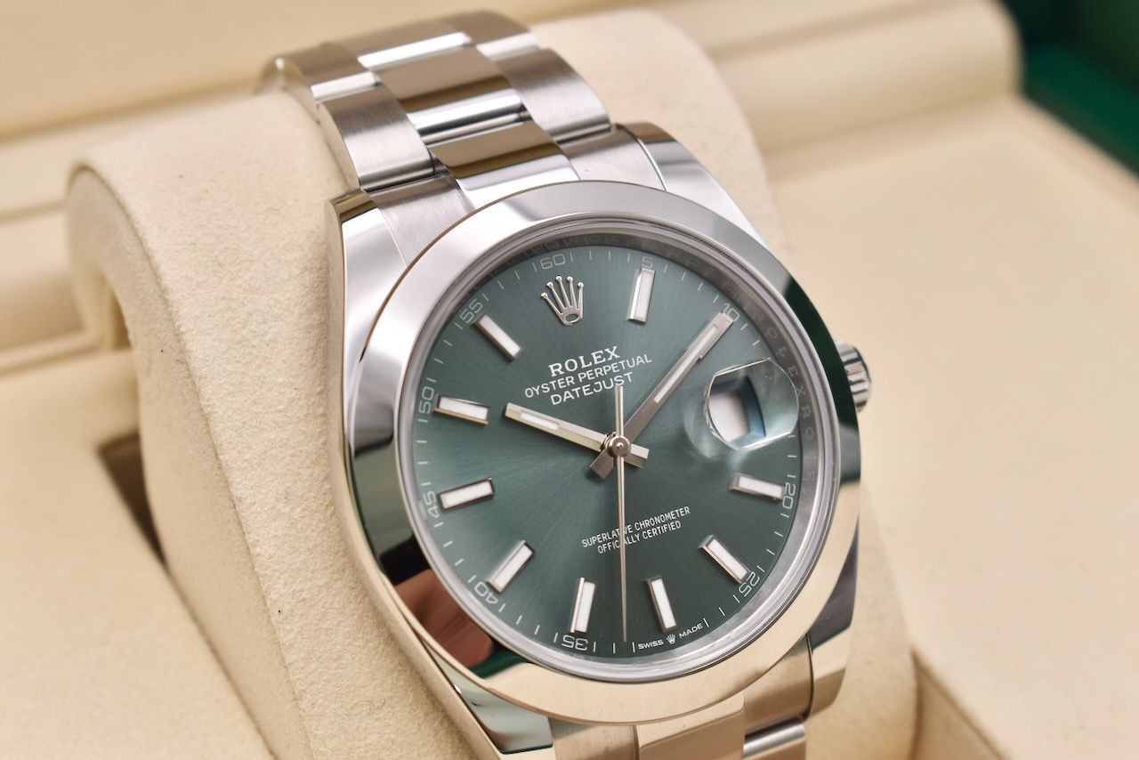 Rolex Datejust 41 126300 Thumbnail 3