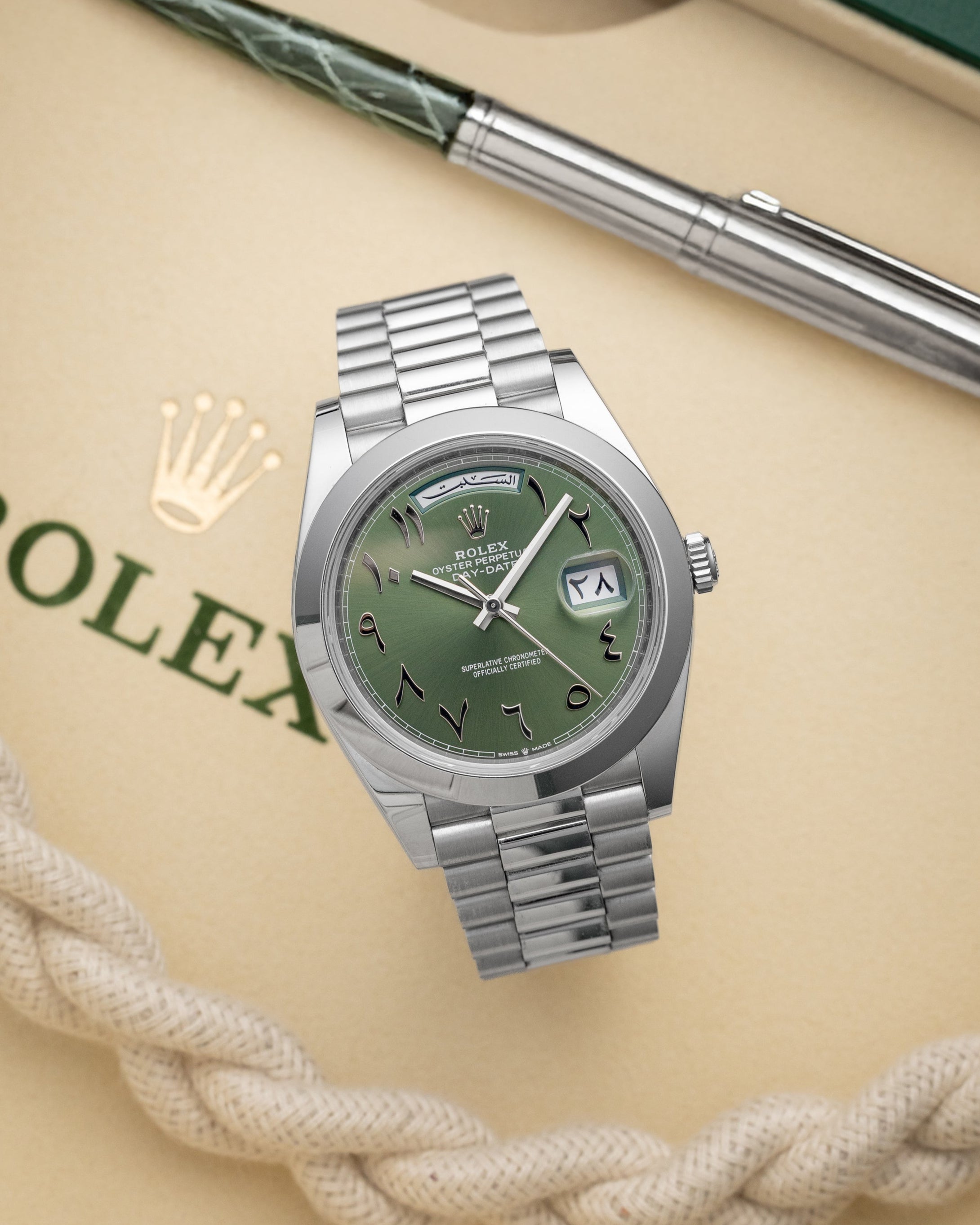 Rolex Day-Date 40 228206 Thumbnail 2