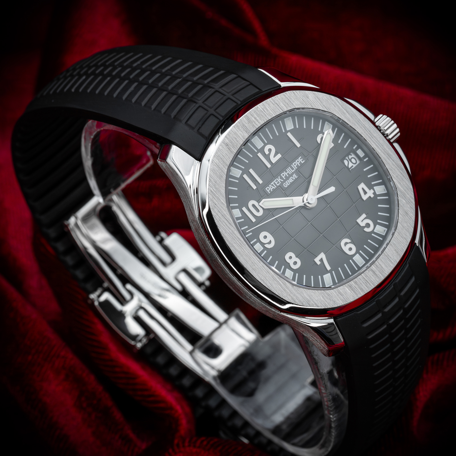 Patek Philippe Aquanaut 5167A-001 Thumbnail 2