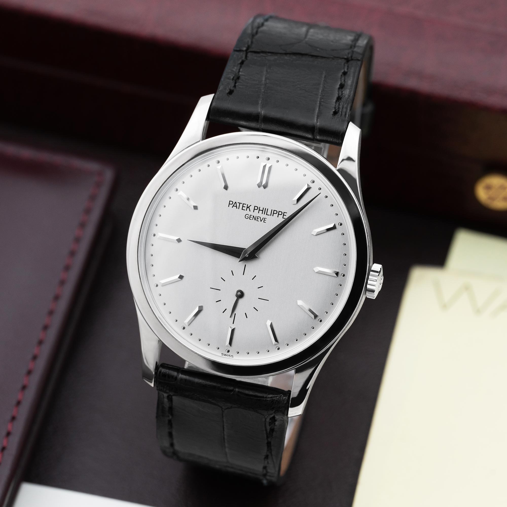 Patek Philippe Calatrava 5196G-001 Thumbnail 2