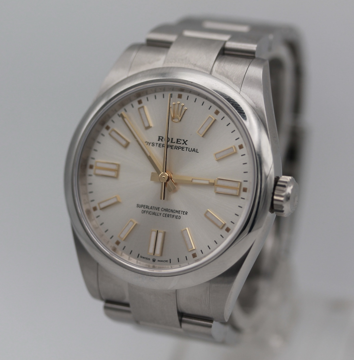 Rolex Oyster Perpetual 41 134300 Thumbnail 2