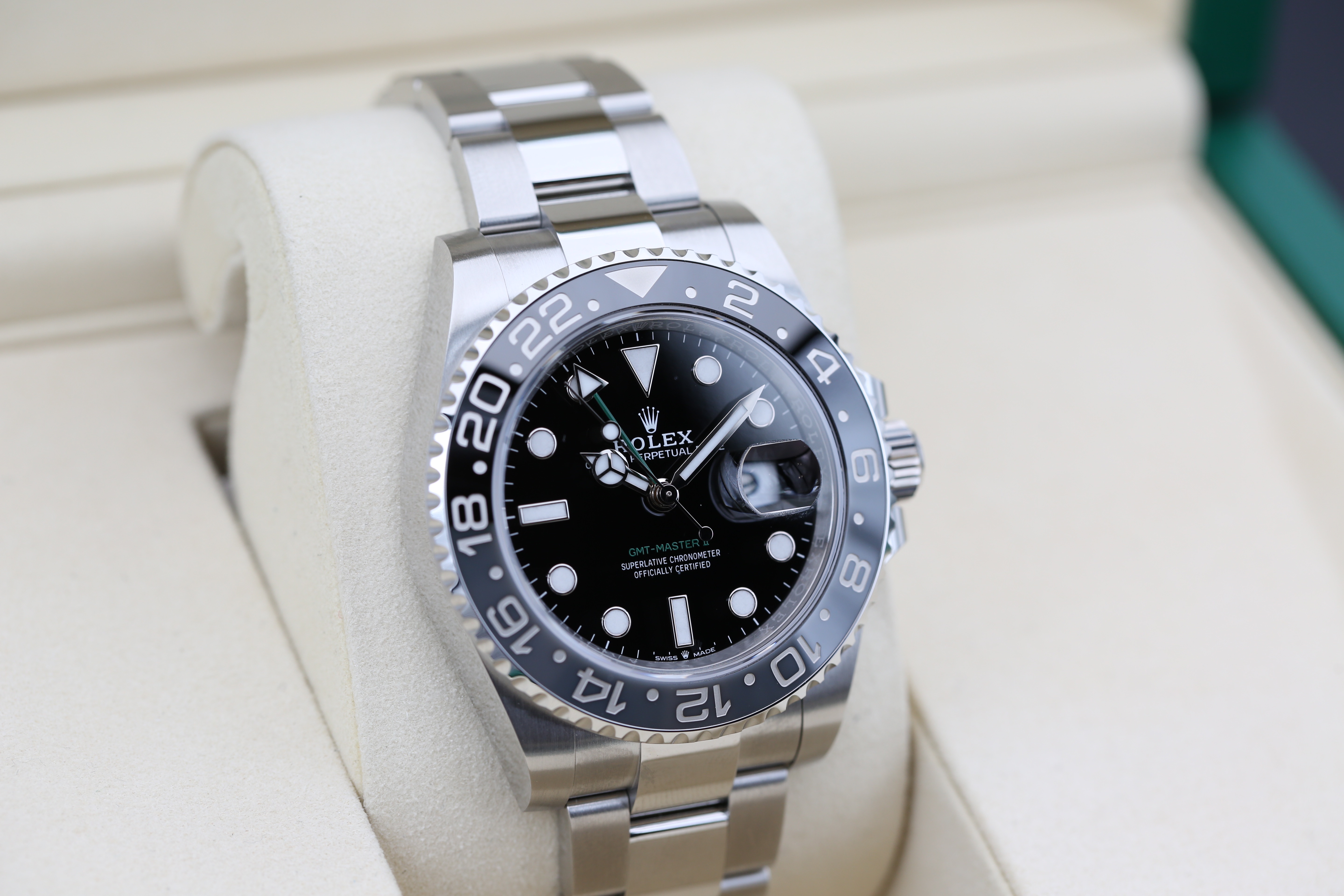 Rolex GMT Master II 126710 GRNR Thumbnail 2