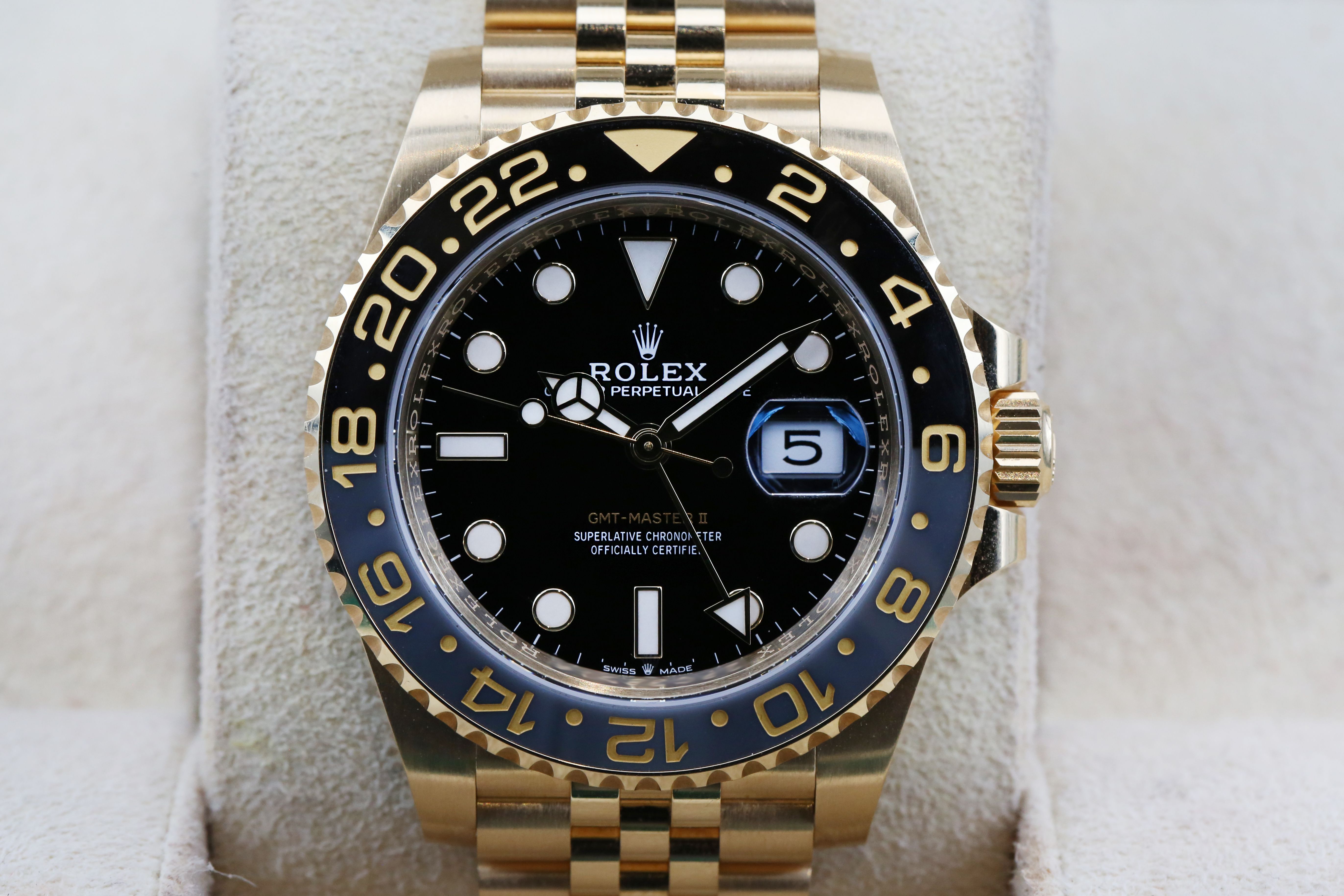 Rolex GMT Master II 126718 GRNR Thumbnail 5