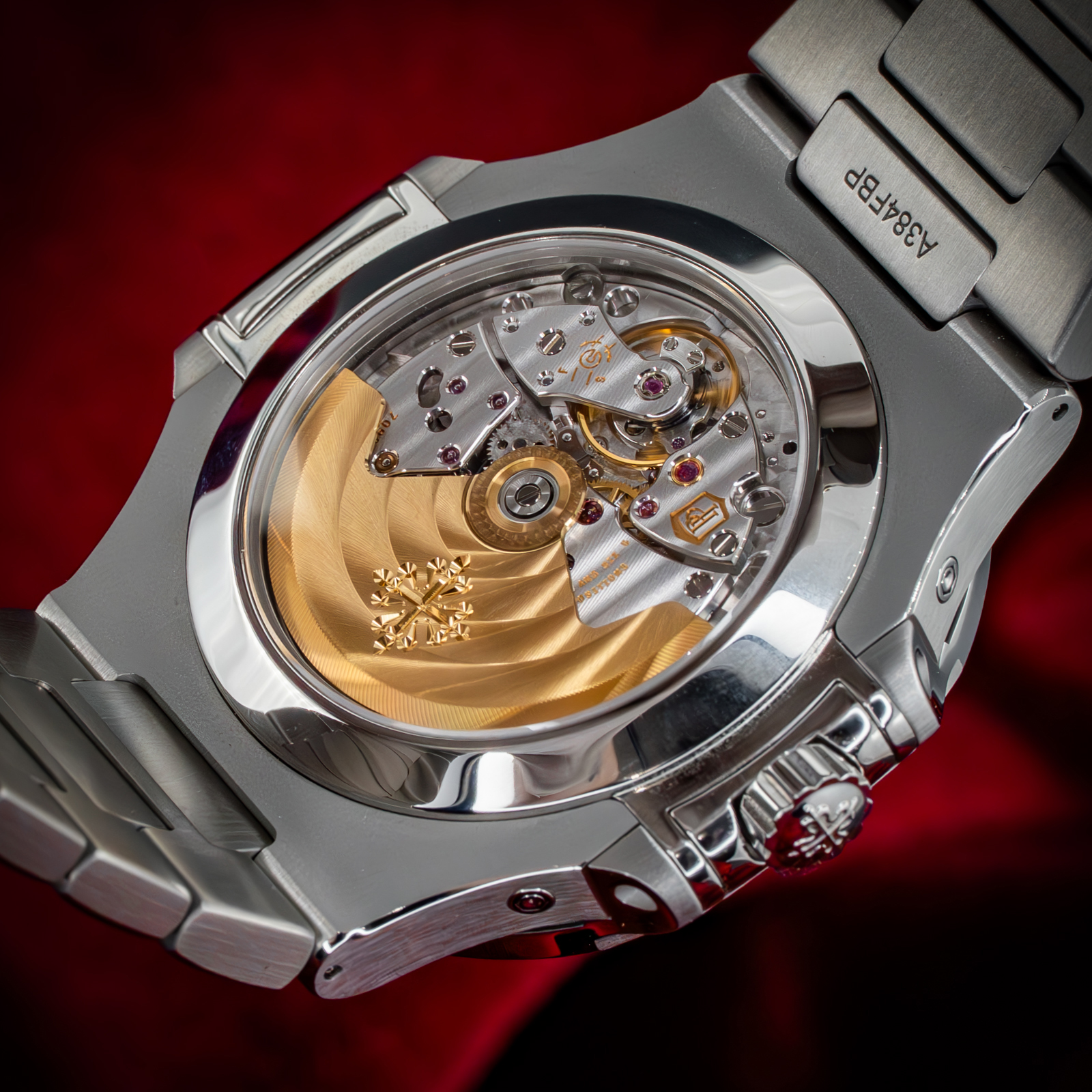 Patek Philippe Nautilus 5726/1A-001 Thumbnail 4