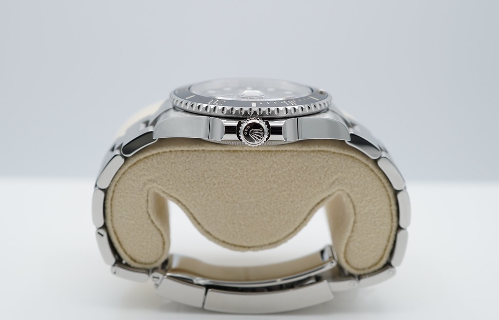 Rolex Submariner 126610 LN Thumbnail 2