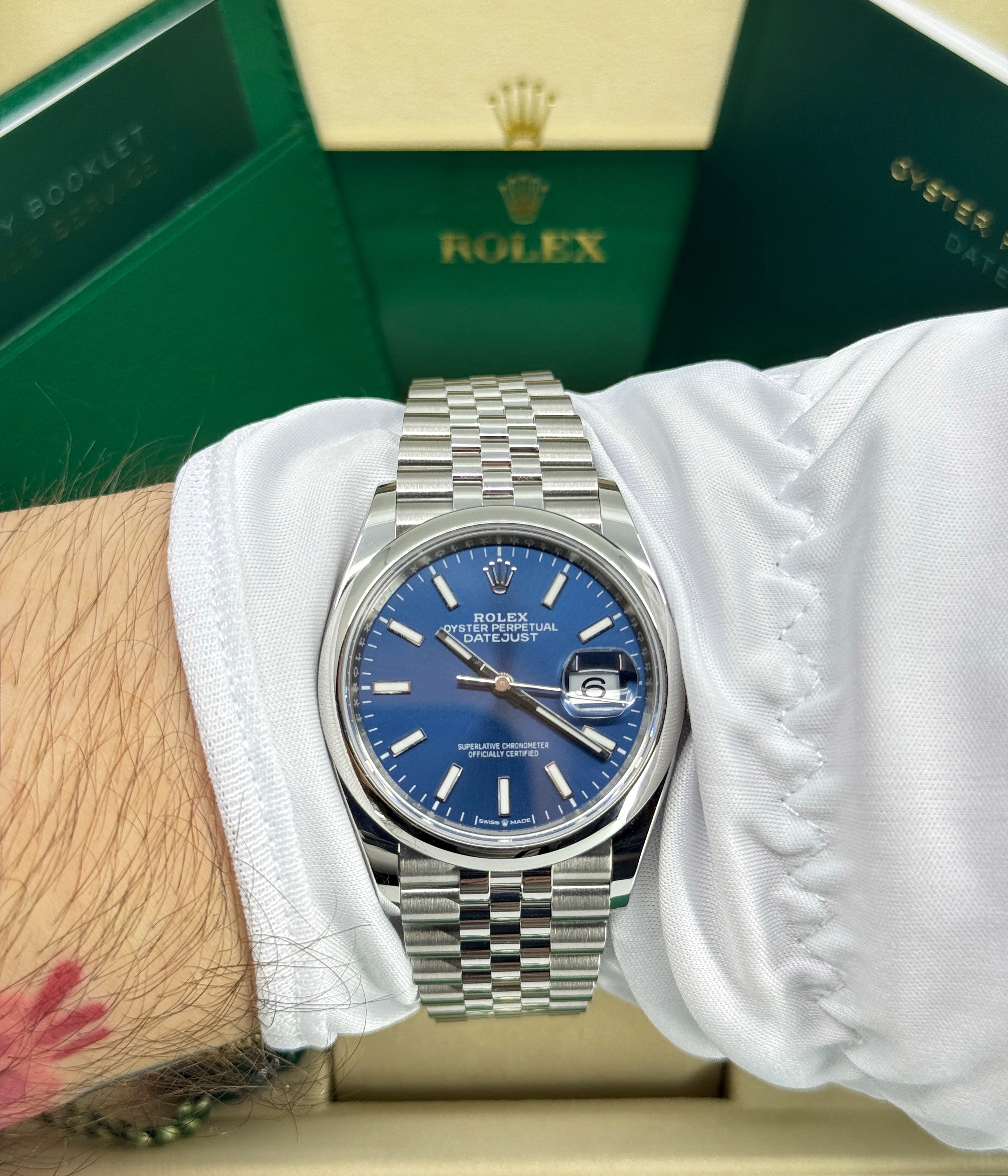 Rolex Datejust 126200 Thumbnail 5