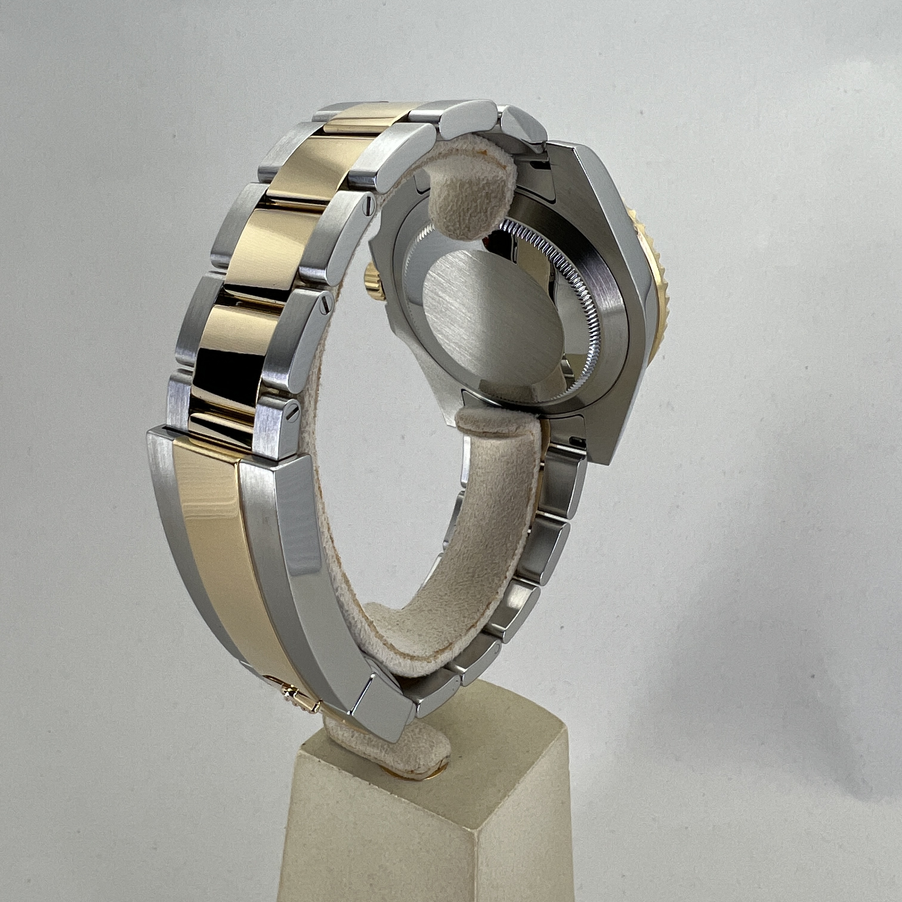 Rolex Submariner 116613 LB Thumbnail 3