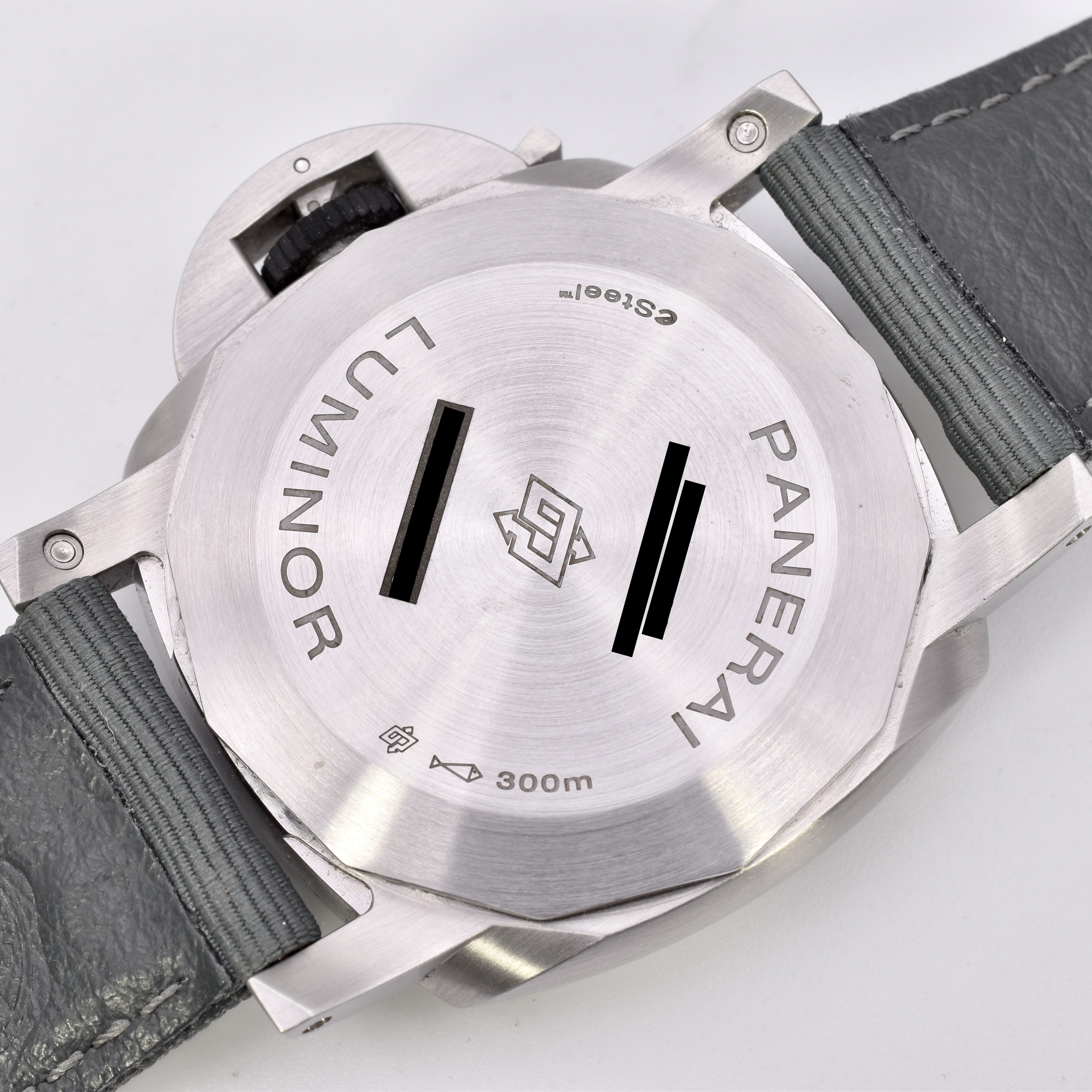 Panerai Luminor Marina ESteel PAM01358 Thumbnail 4