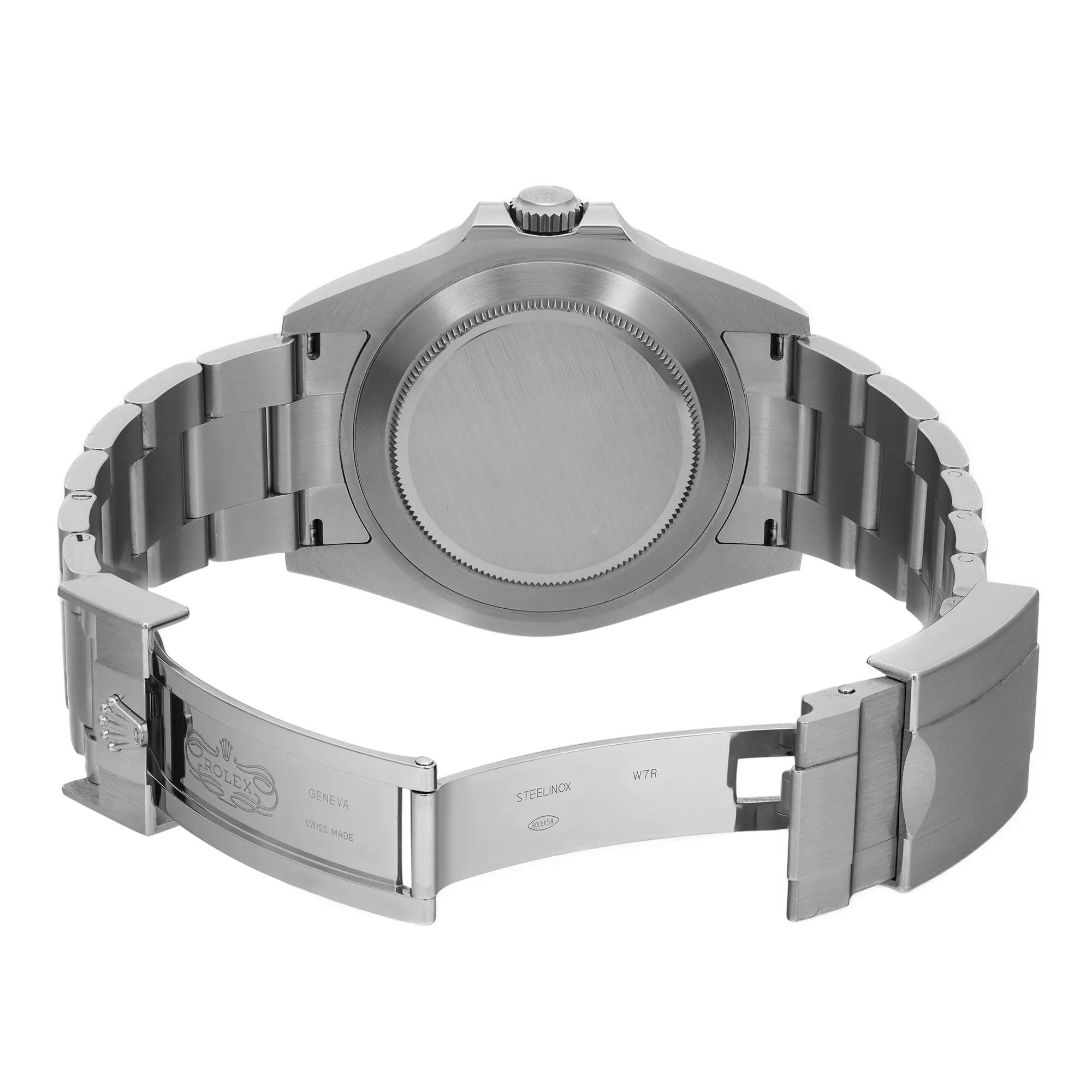 Rolex Explorer II 226570 Thumbnail 4