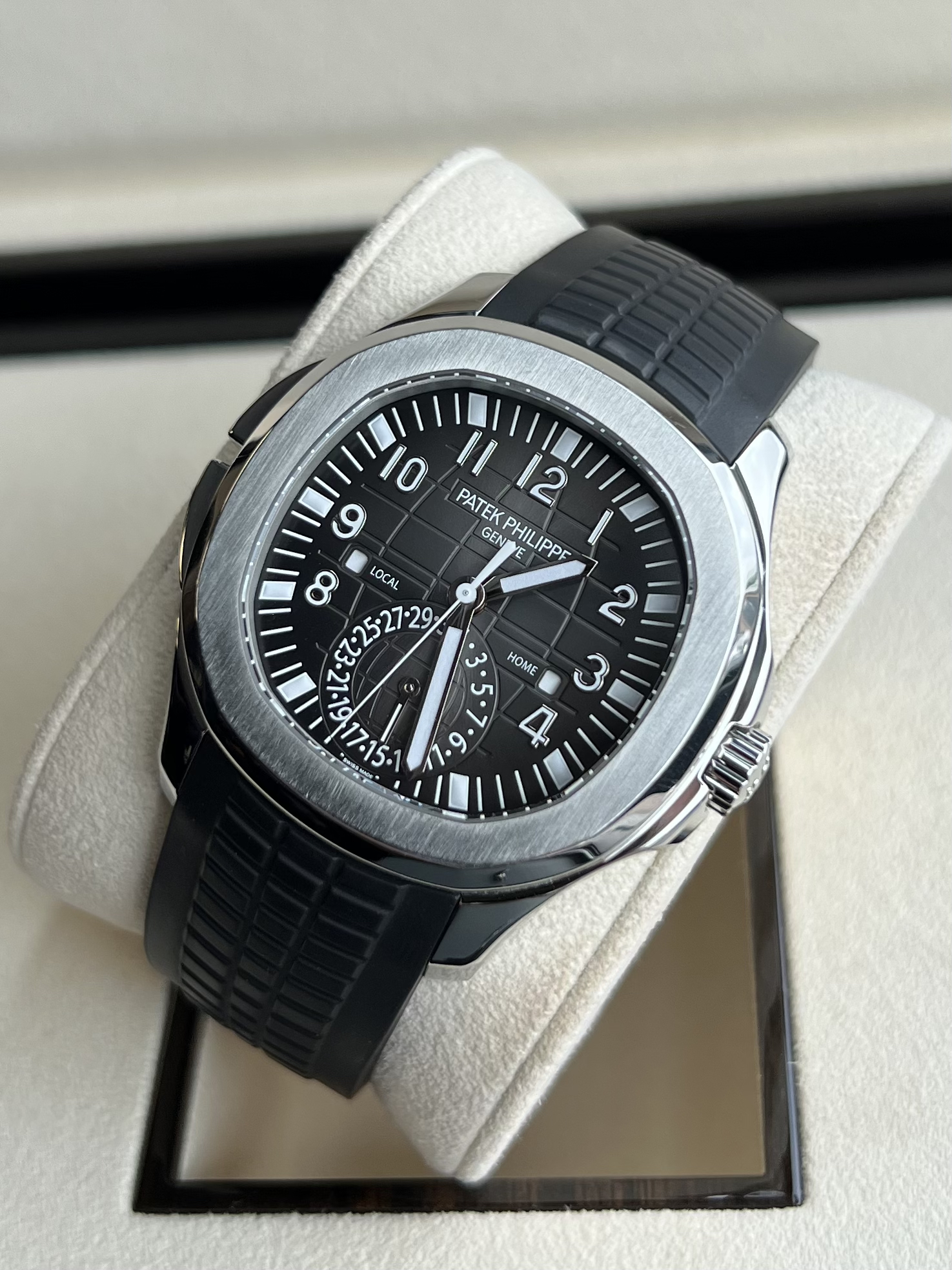 Patek Philippe Aquanaut 5164A-001 Thumbnail 4