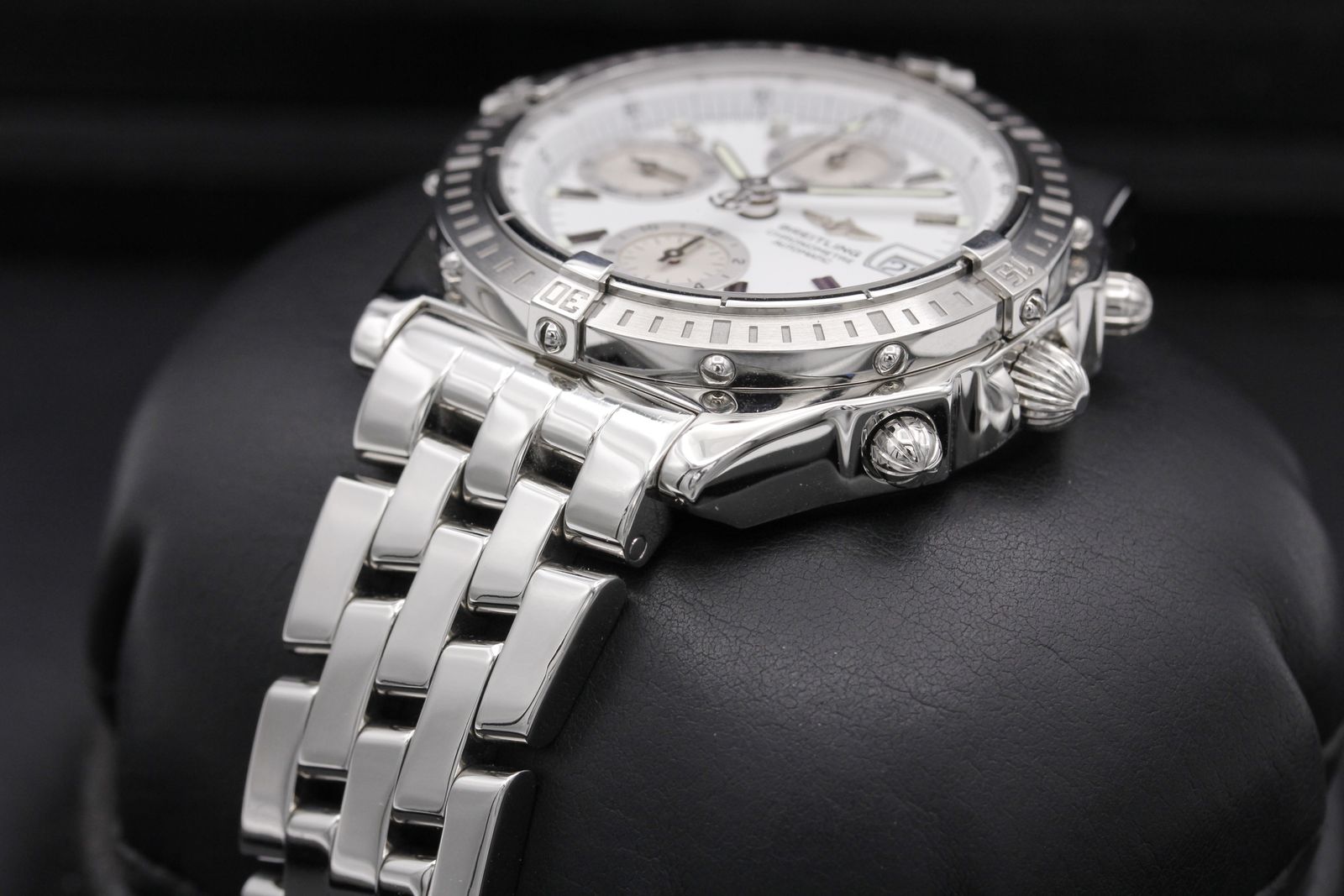 Breitling Chronomat A13352 Thumbnail 2