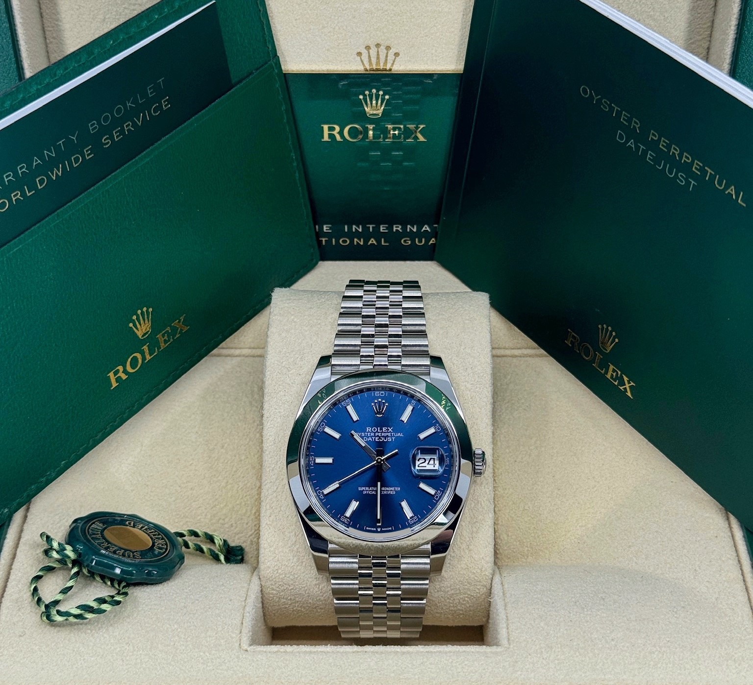 Rolex Datejust 41 126300 Thumbnail 7