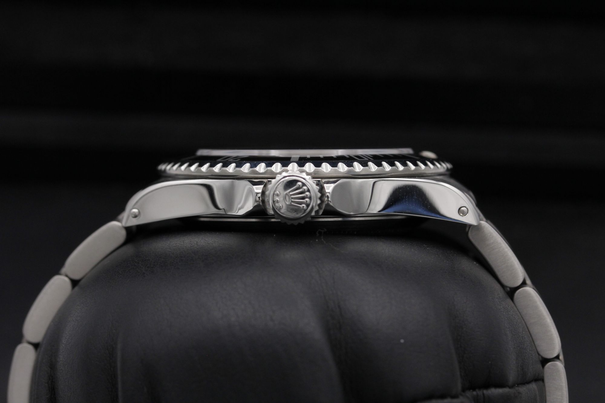 Rolex Submariner 14060 Thumbnail 3