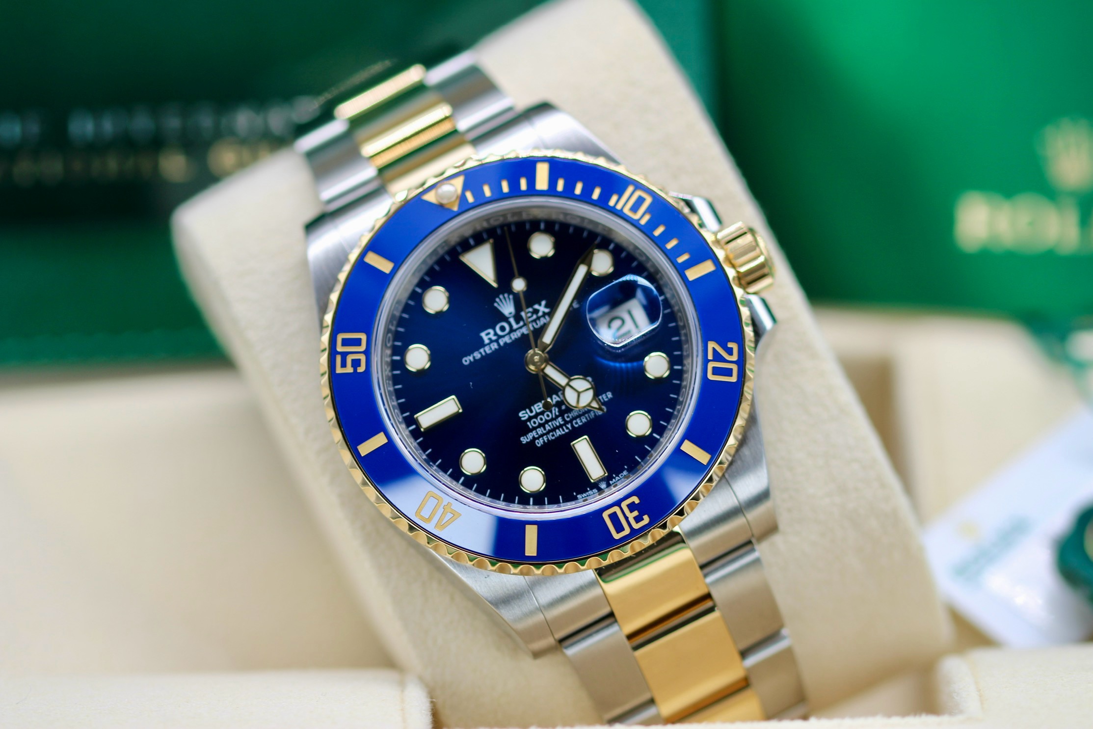 Rolex Submariner 126613 LB Thumbnail 6