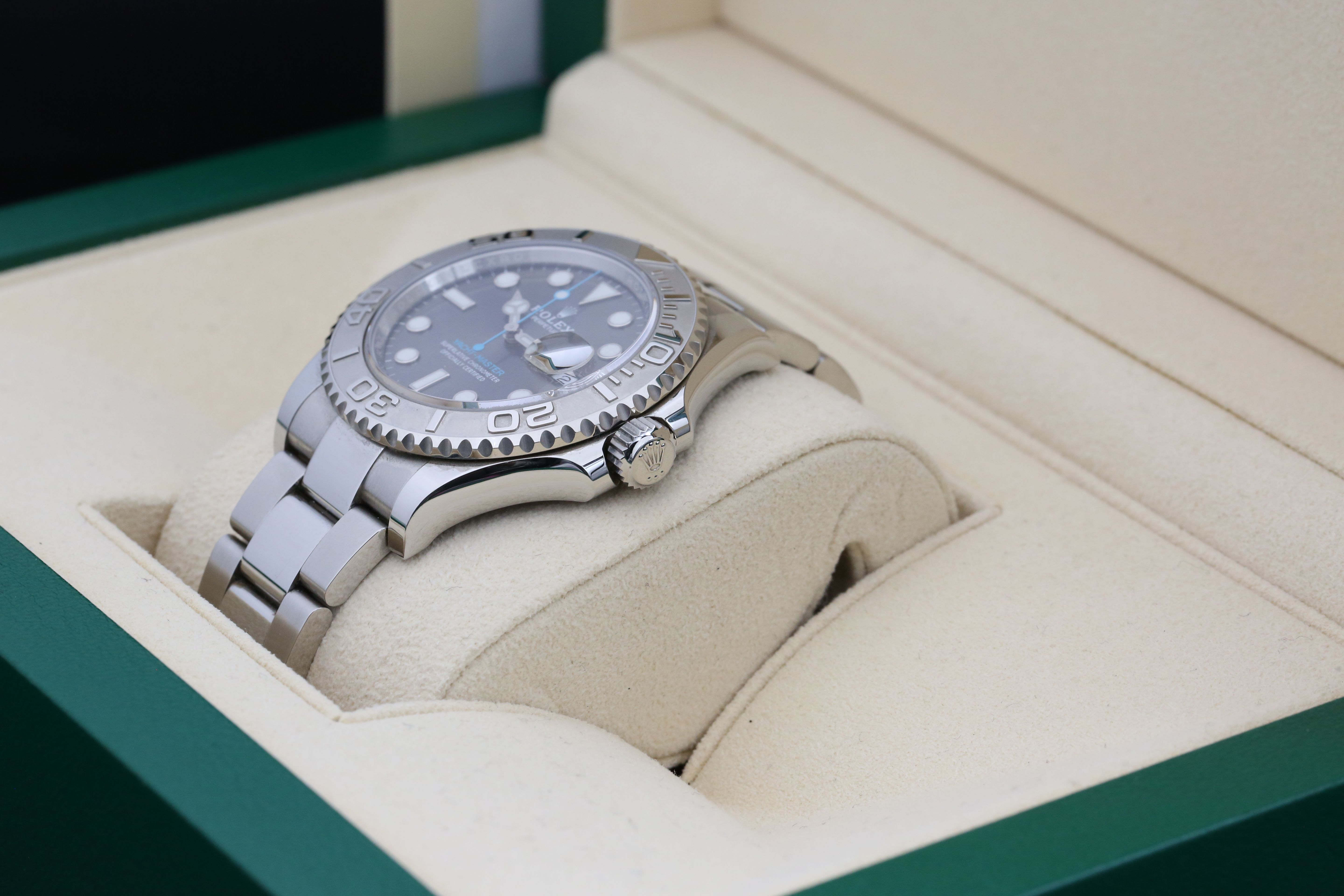 Rolex Yacht-Master 126622 Thumbnail 7