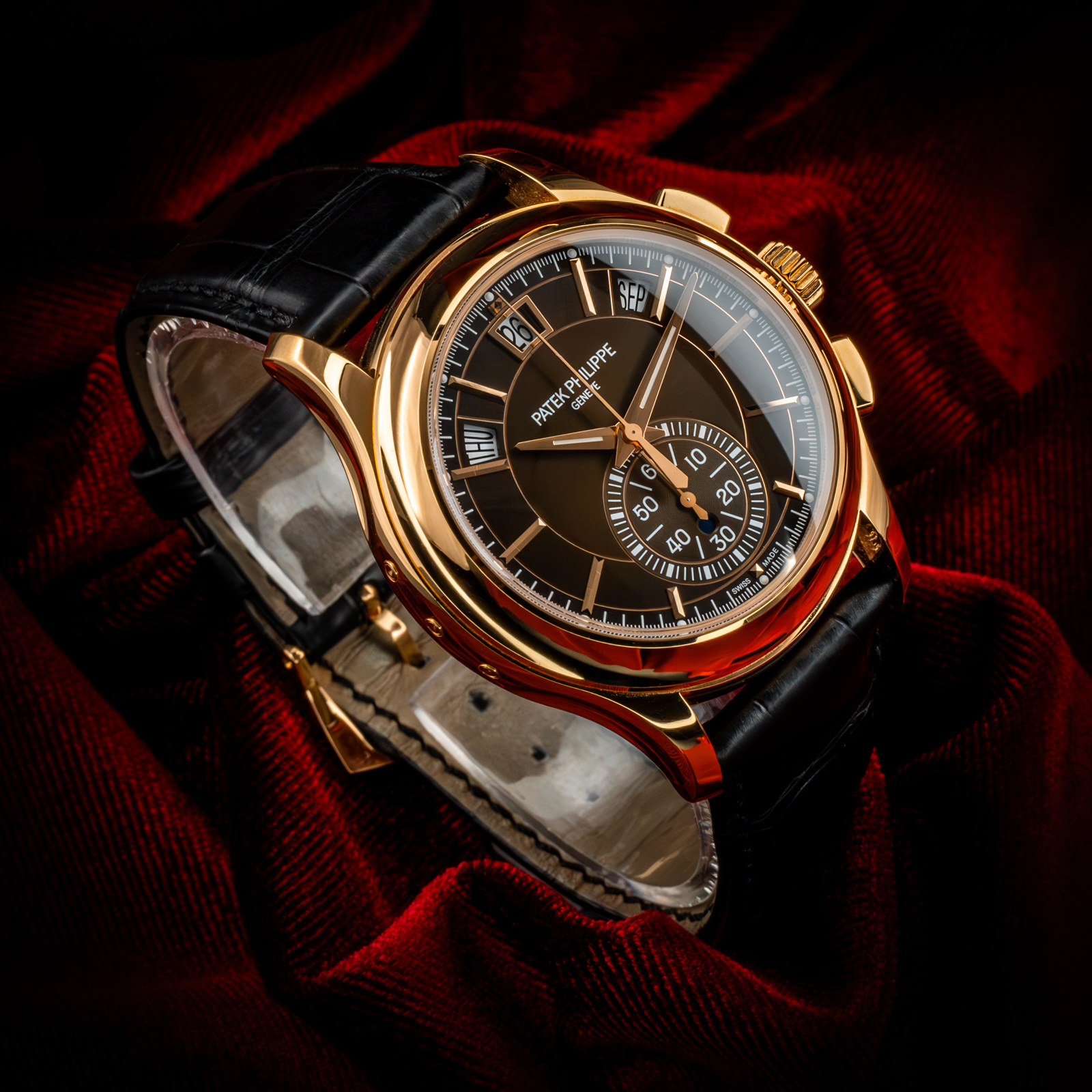 Patek Philippe Complications 5905R-001 Thumbnail 4