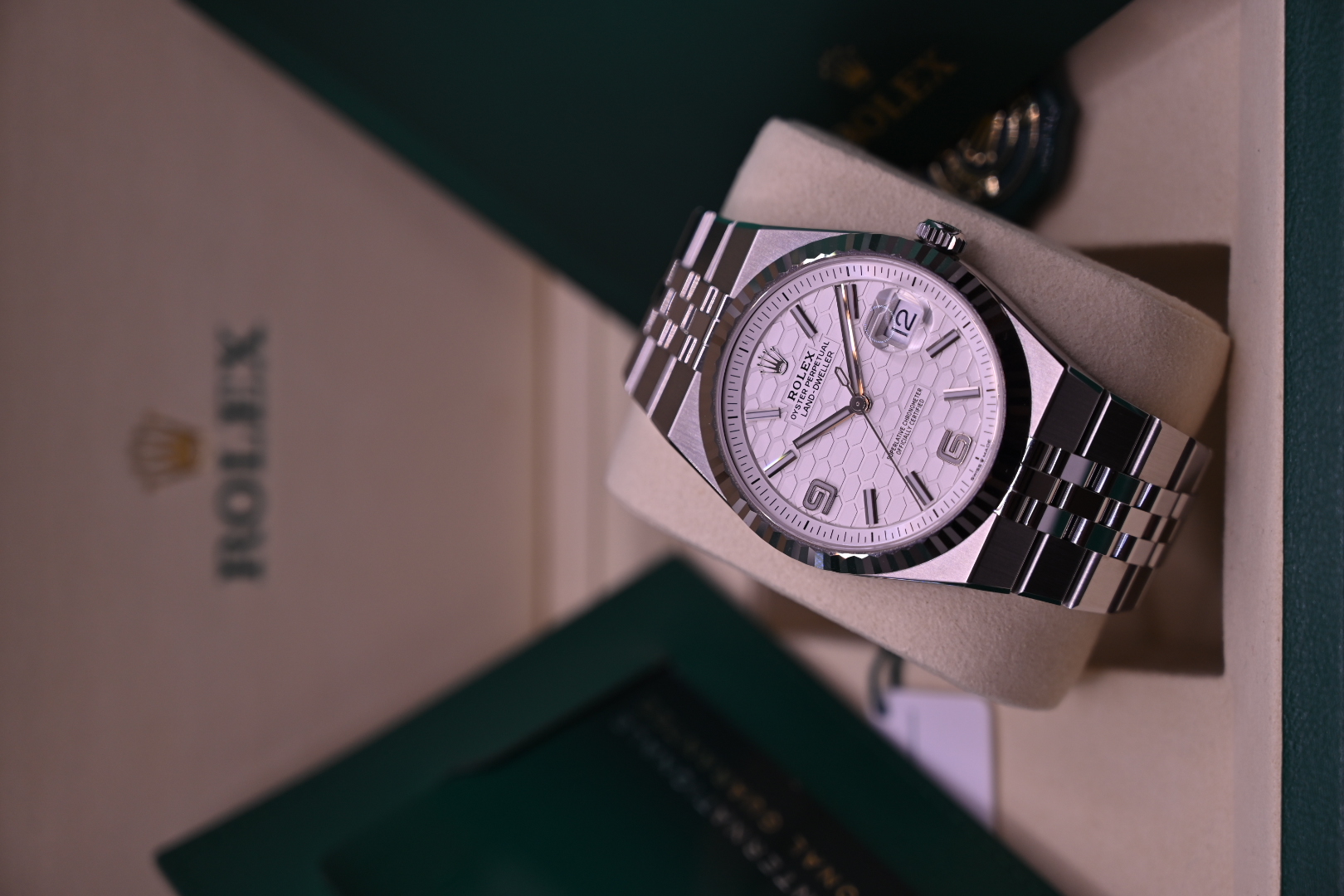 Rolex Land-Dweller 40 127334 Thumbnail 4