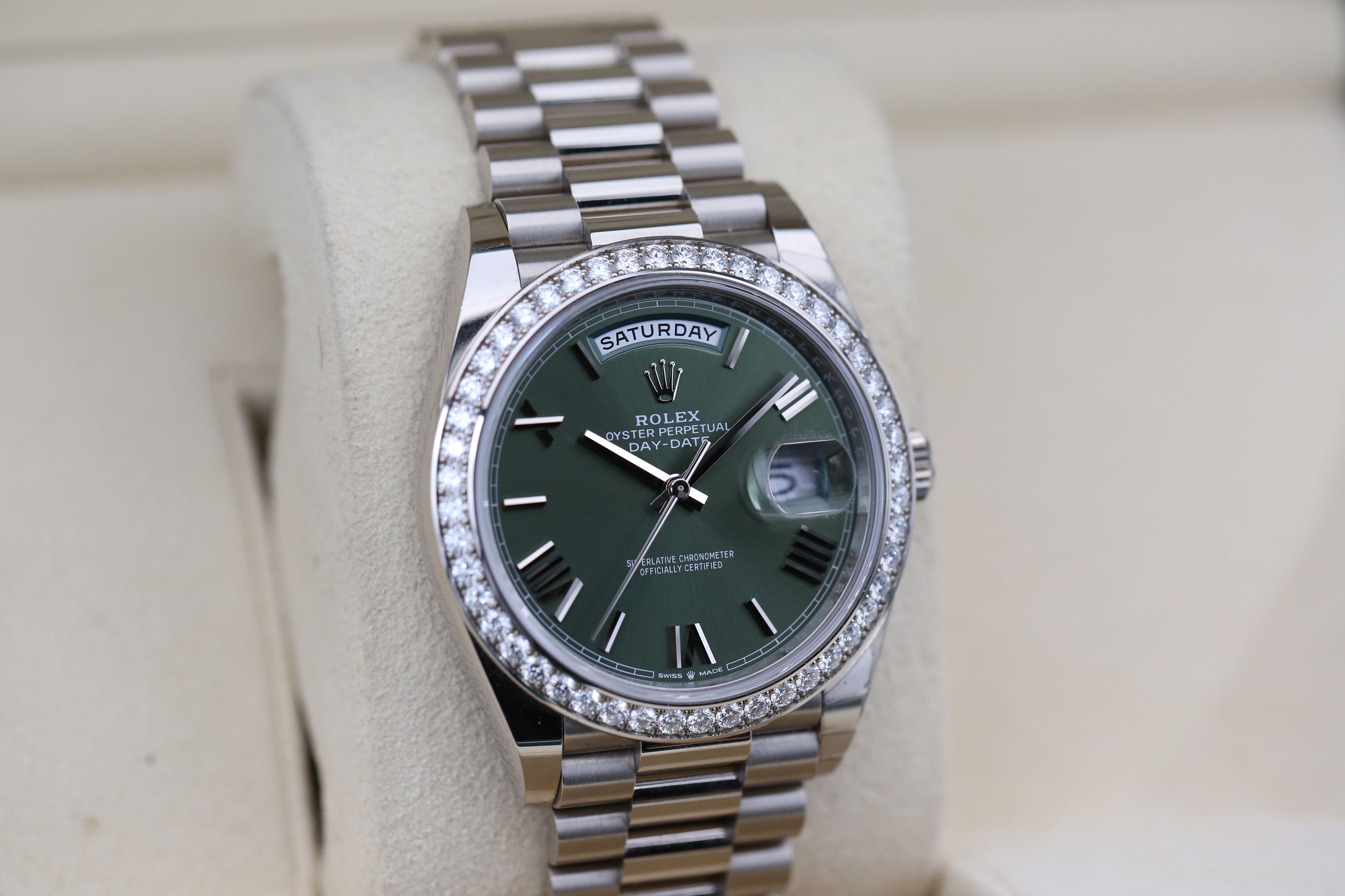 Rolex Day-Date 40 228349 RBR Thumbnail 2