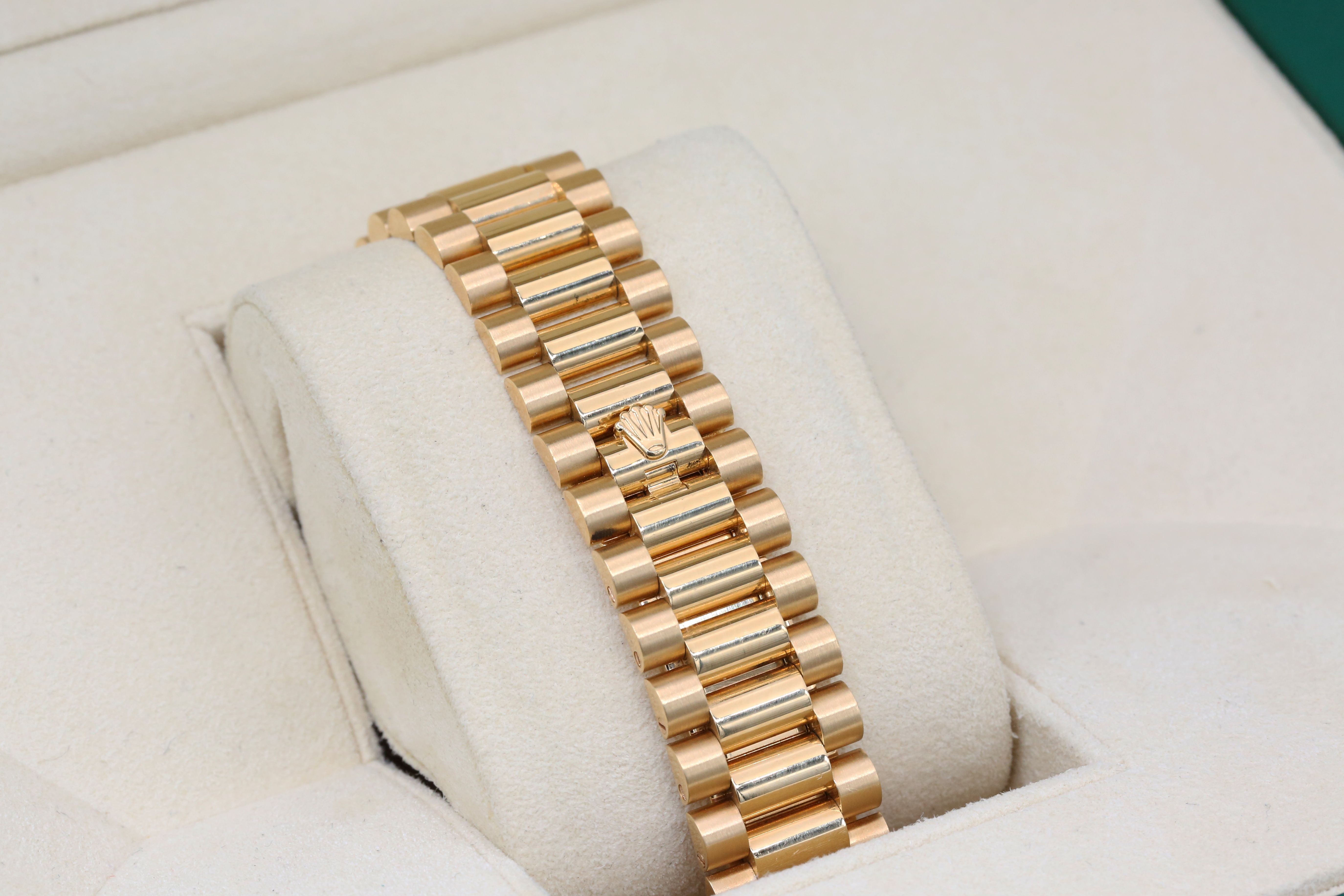 Rolex Day-Date 40 228238 Thumbnail 3