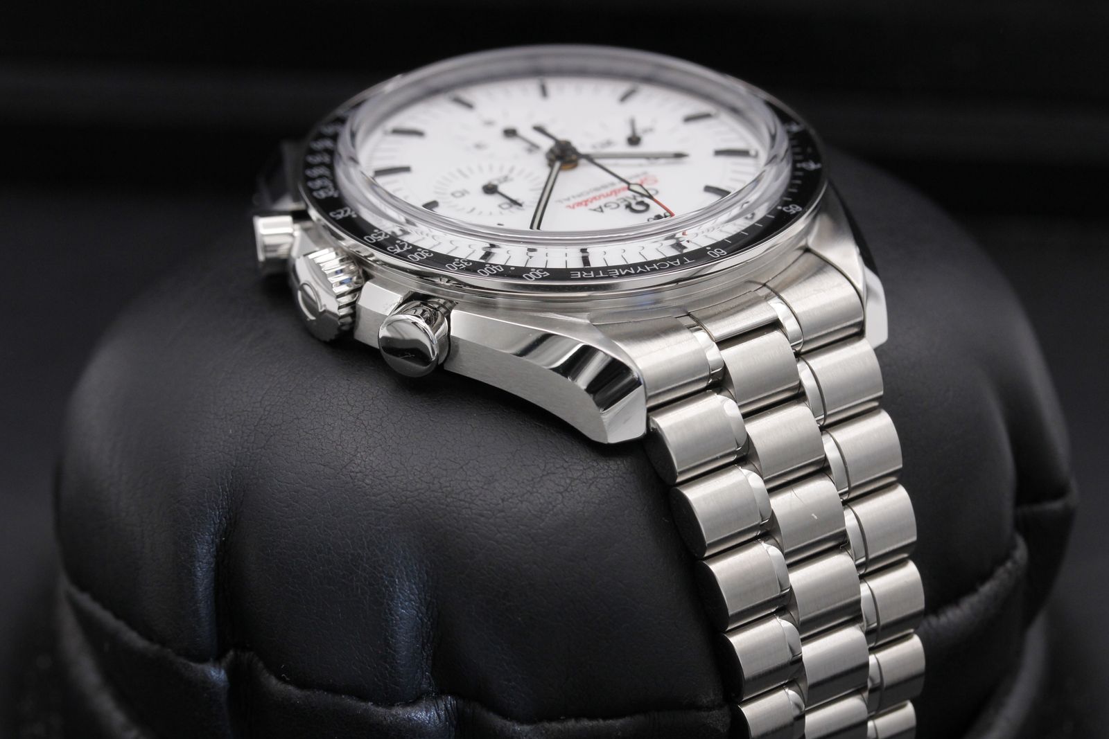 Omega Speedmaster Moonwatch Professional 310.30.42.50.04.001 Thumbnail 4