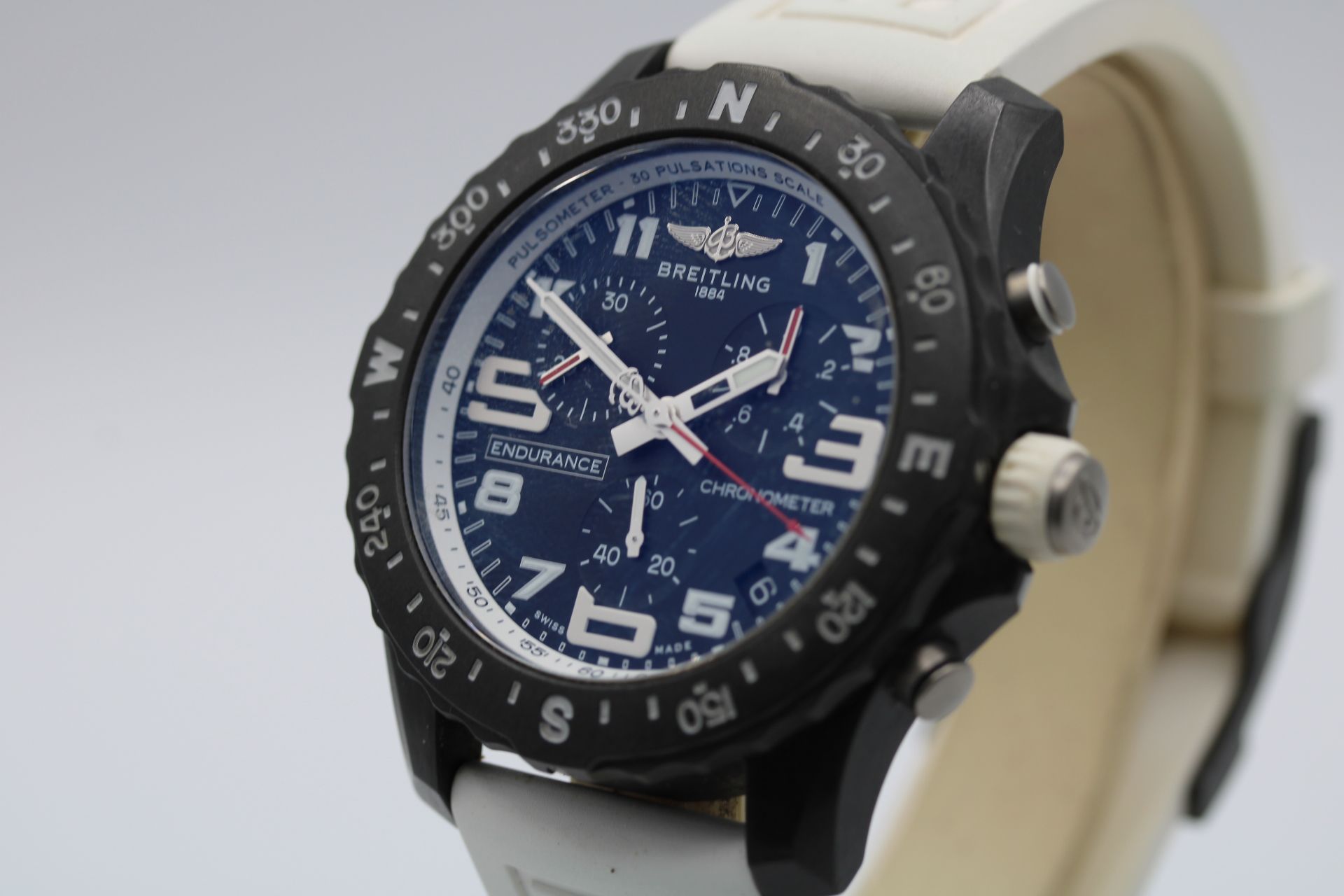 Breitling Endurance Pro X82310 Thumbnail 2