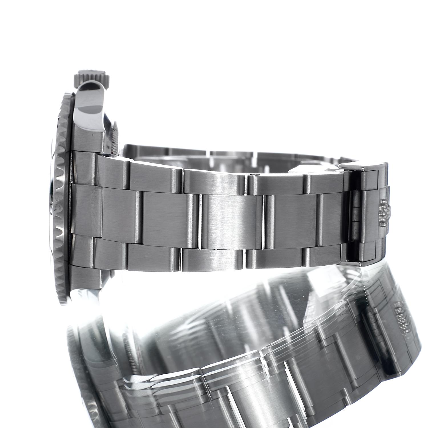 Rolex Submariner Hulk Thumbnail 2