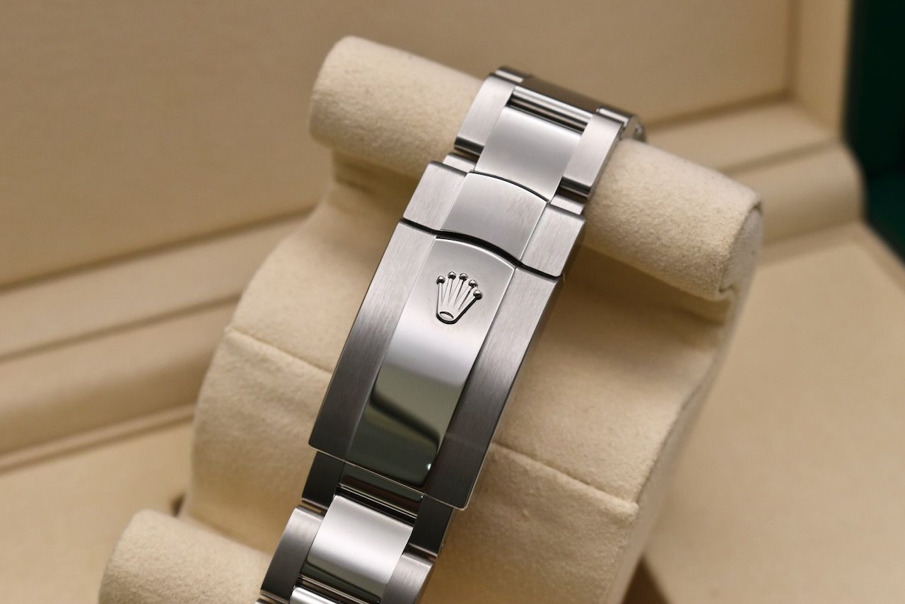 Rolex Datejust 41 126300 Thumbnail 4