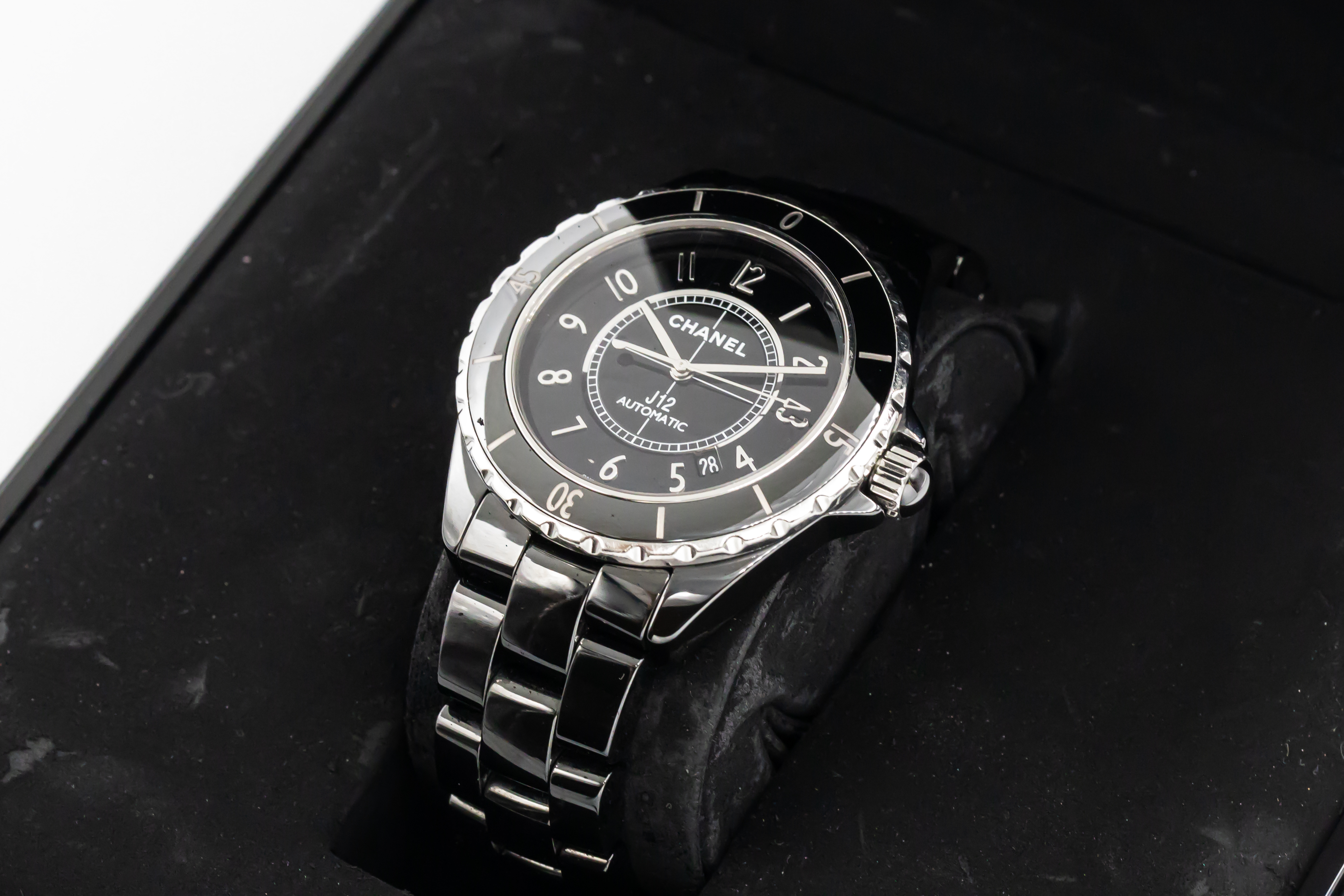 Chanel J12 H0685 Thumbnail 5