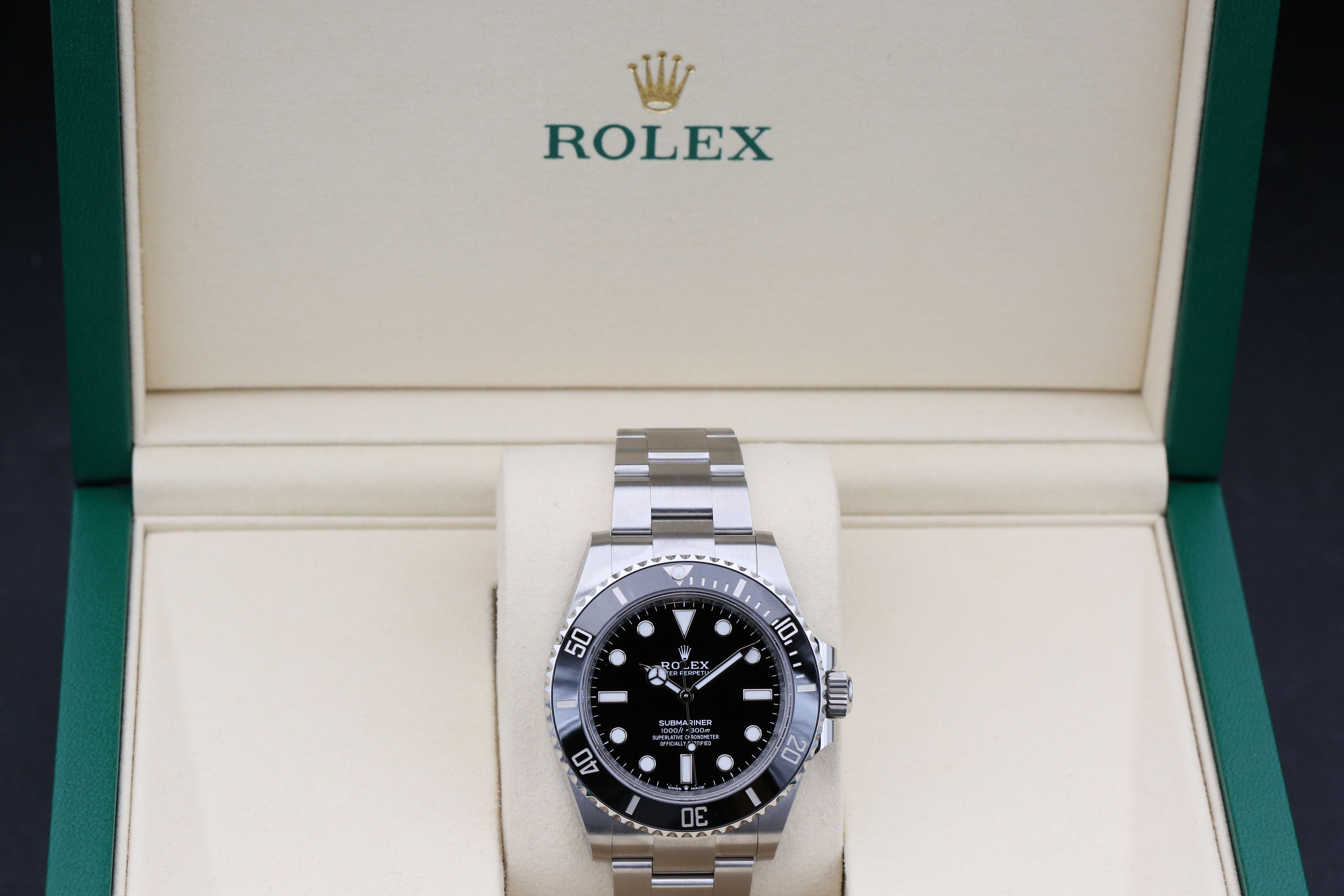 Rolex Submariner 124060 Thumbnail 4