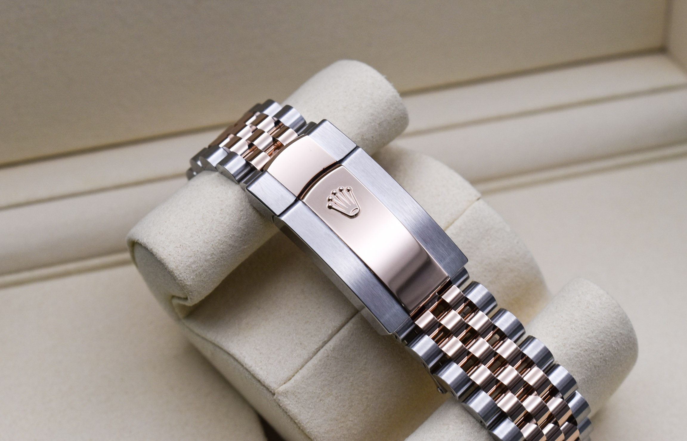 Rolex Datejust 41 126331 Thumbnail 3