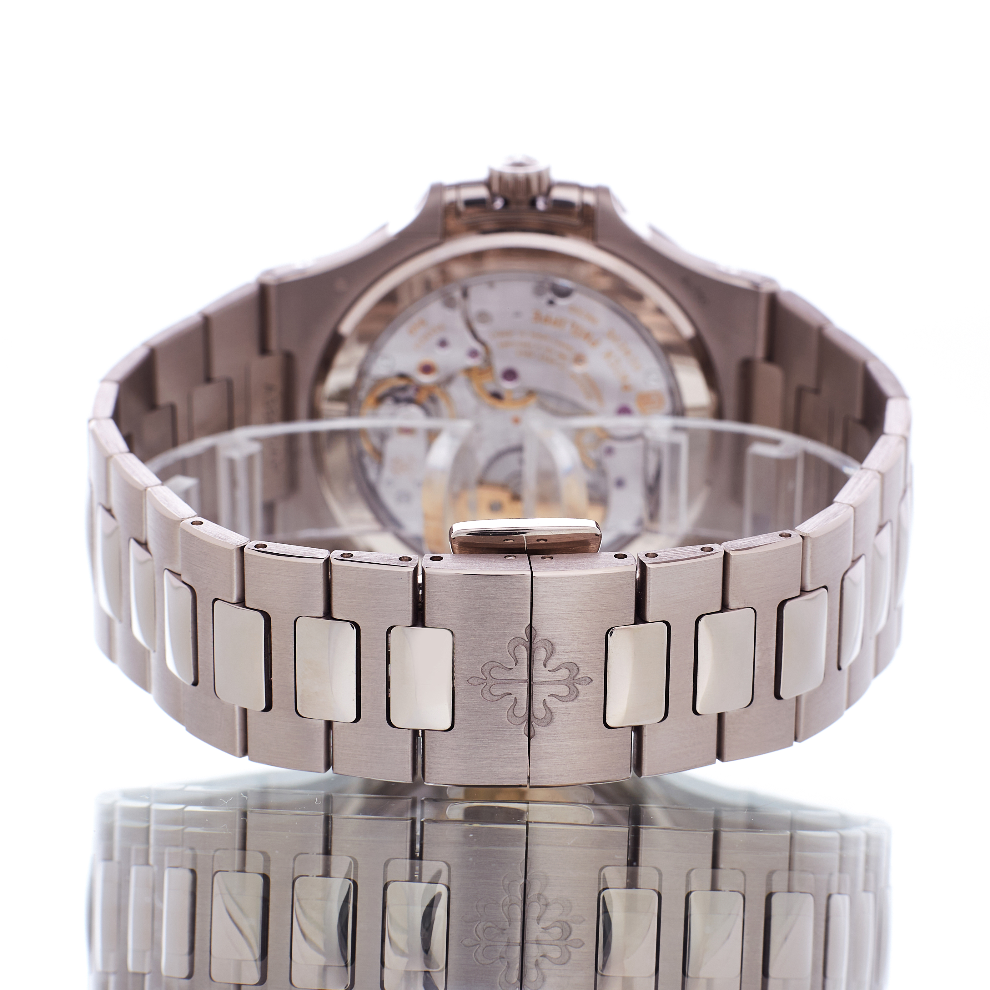 Patek Philippe Nautilus 5740/1G-001 Thumbnail 3