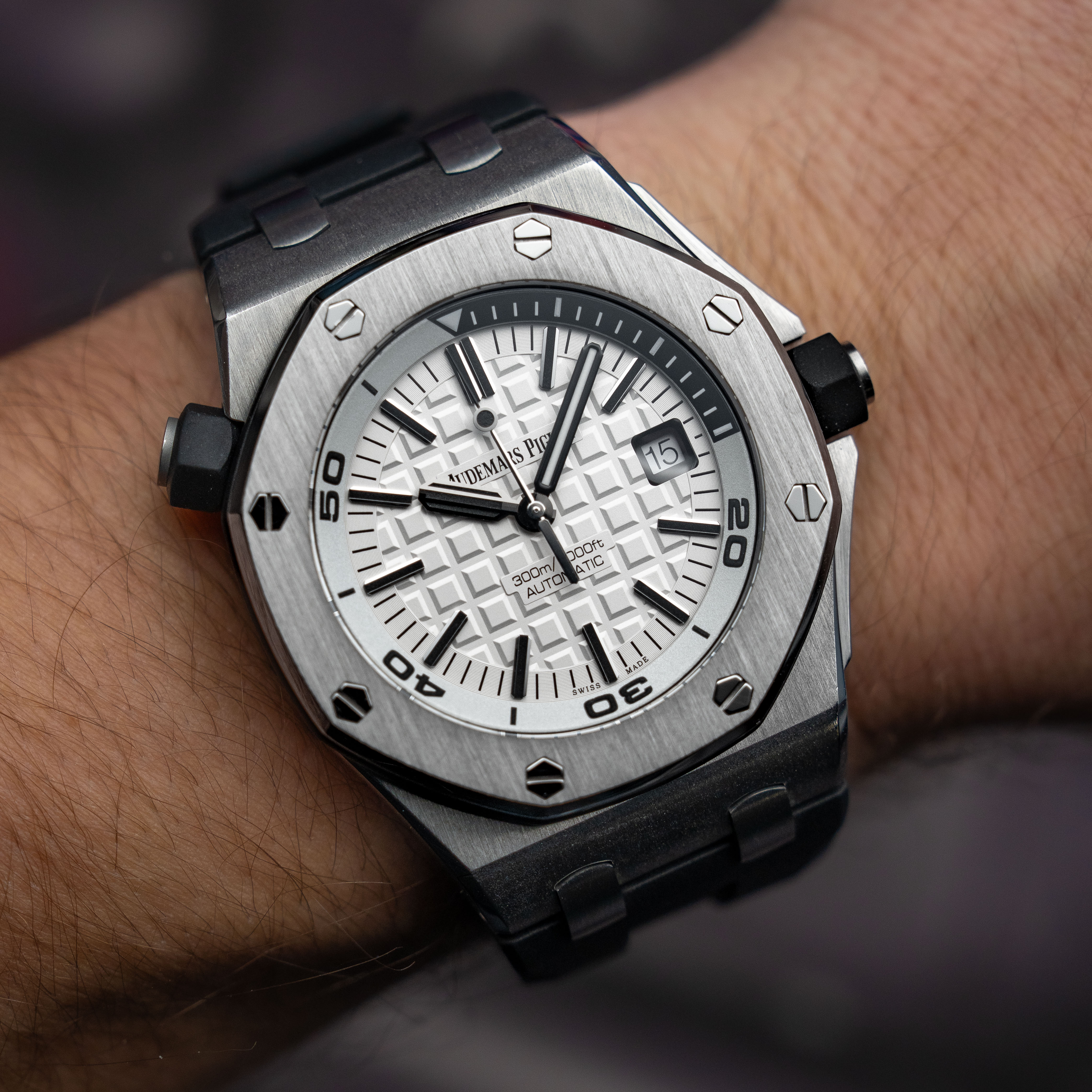 Audemars Piguet Royal Oak Offshore 15710ST.OO.A002CA.02 Thumbnail 5
