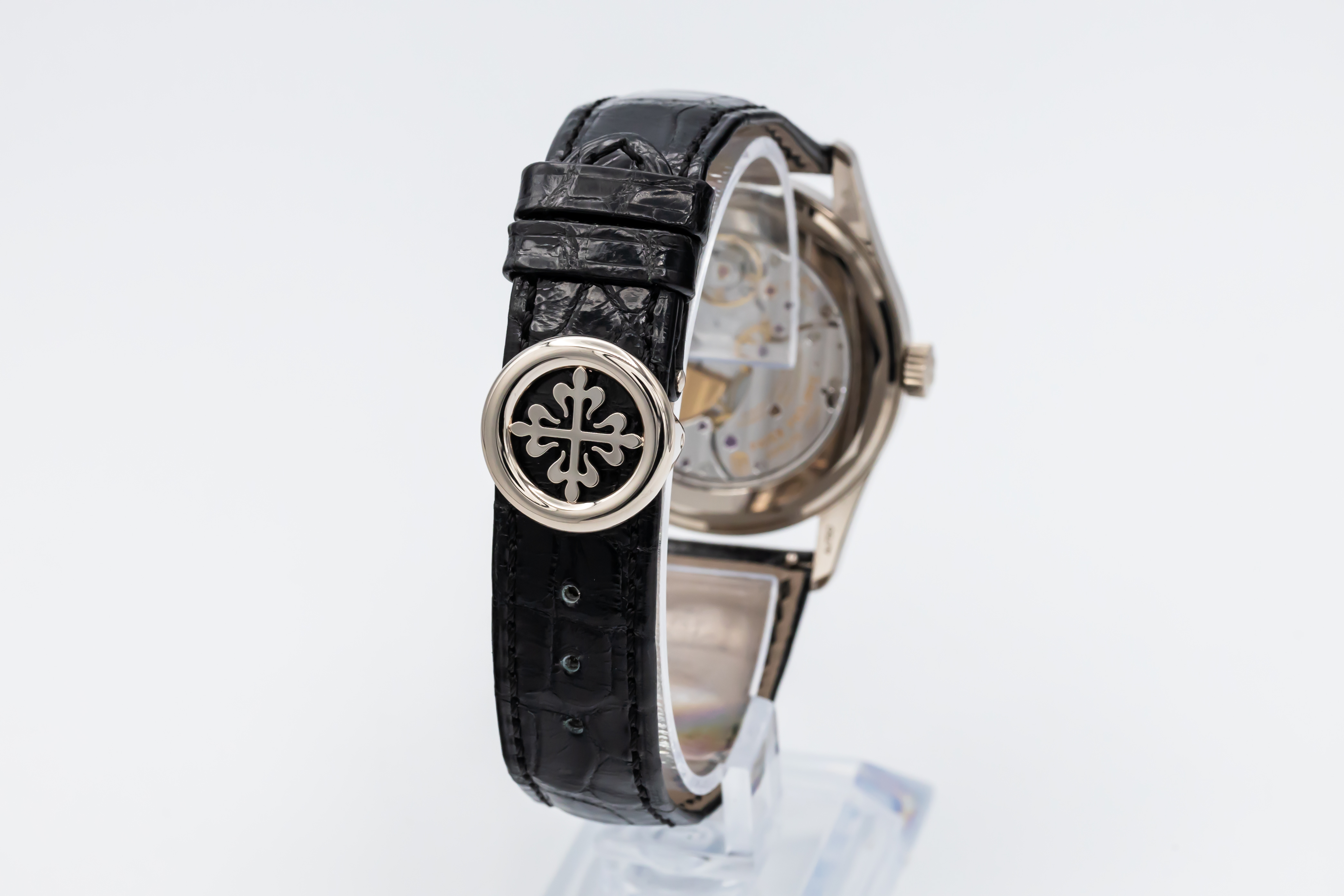 Patek Philippe Calatrava 6006G-001 Thumbnail 3