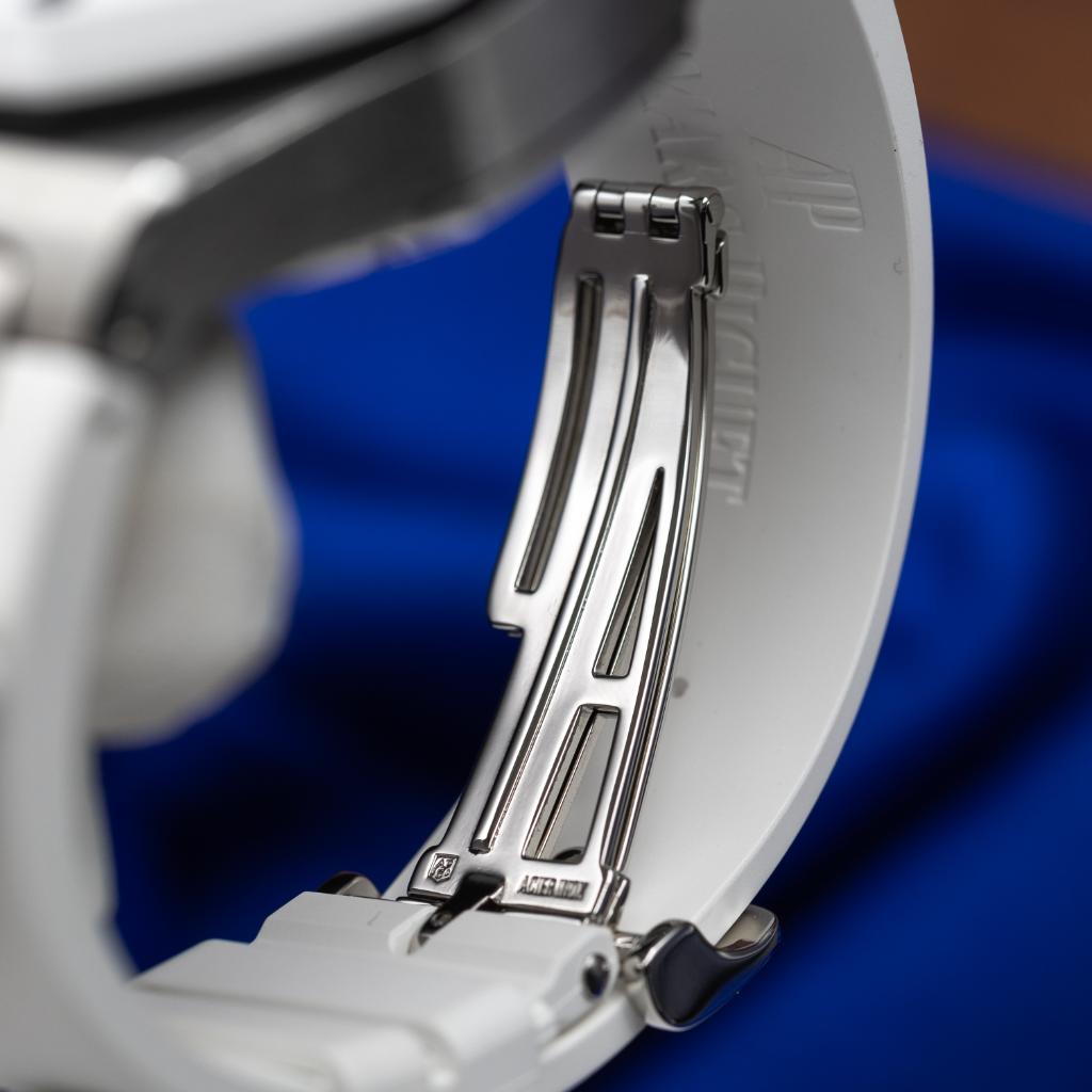 Audemars Piguet Royal Oak Offshore 26172SO.OO.D202CR.01 Thumbnail 3