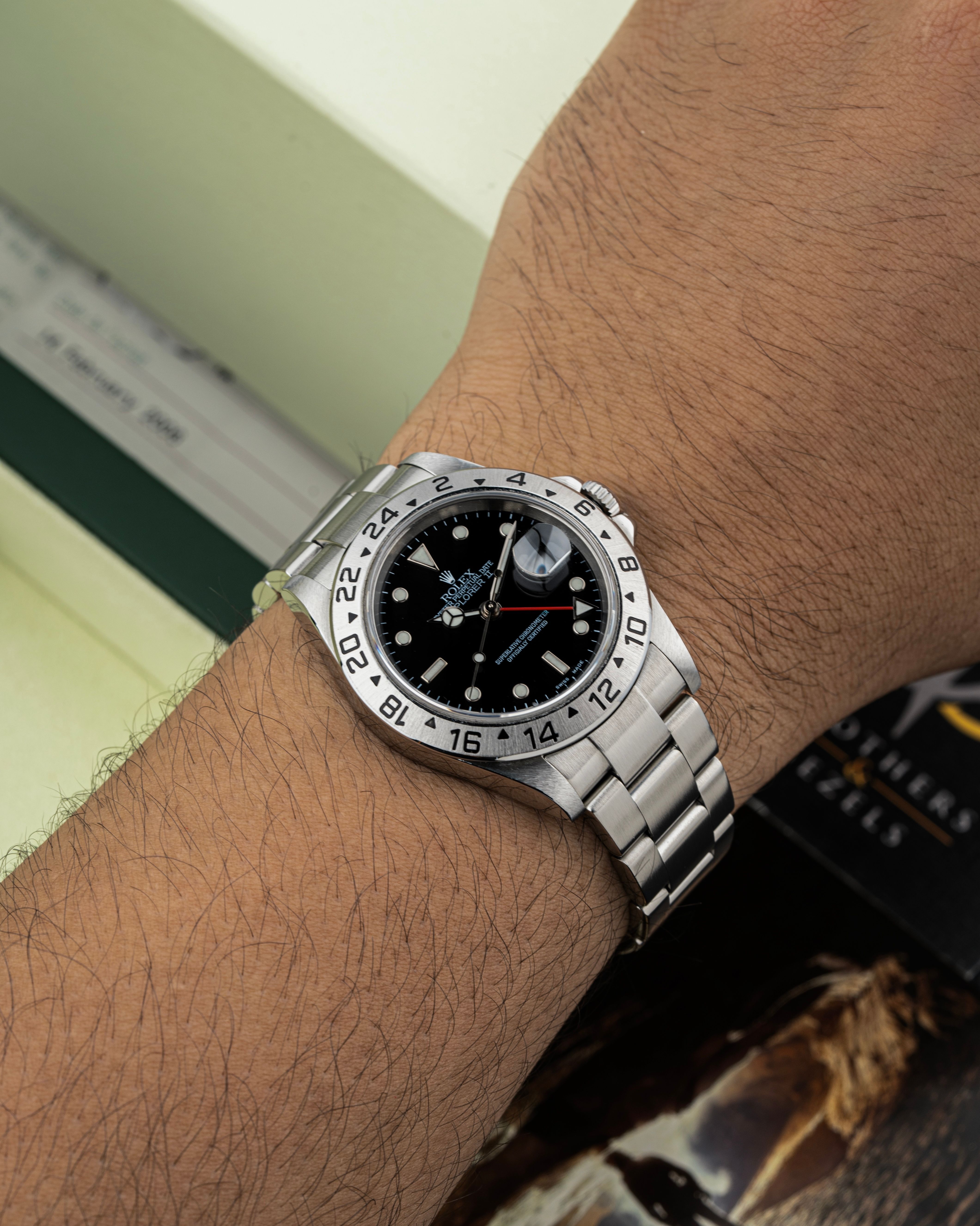 Rolex Explorer II 16570 Thumbnail 4