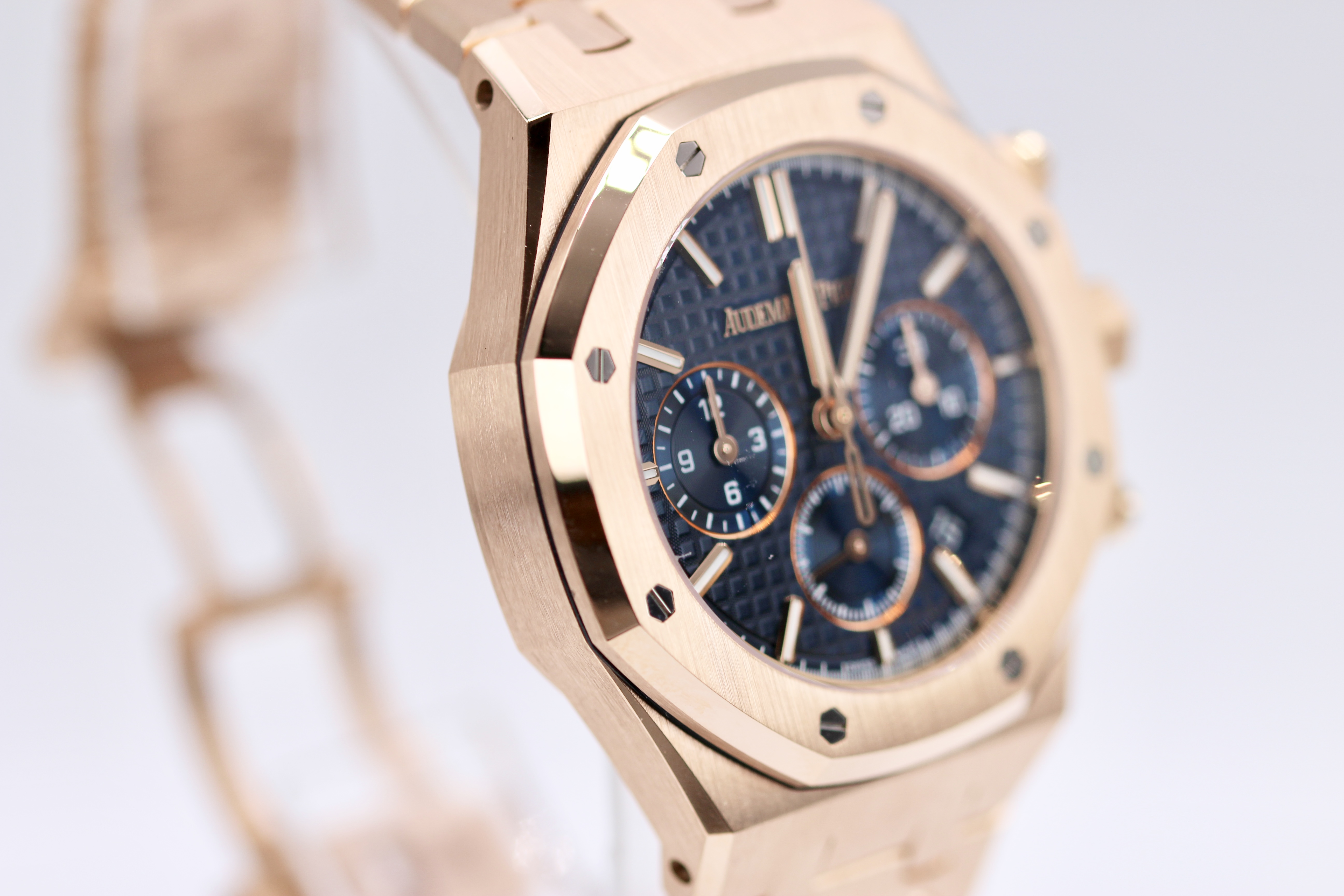 Audemars Piguet Royal Oak 26715OR.OO.1356OR.01 Thumbnail 3