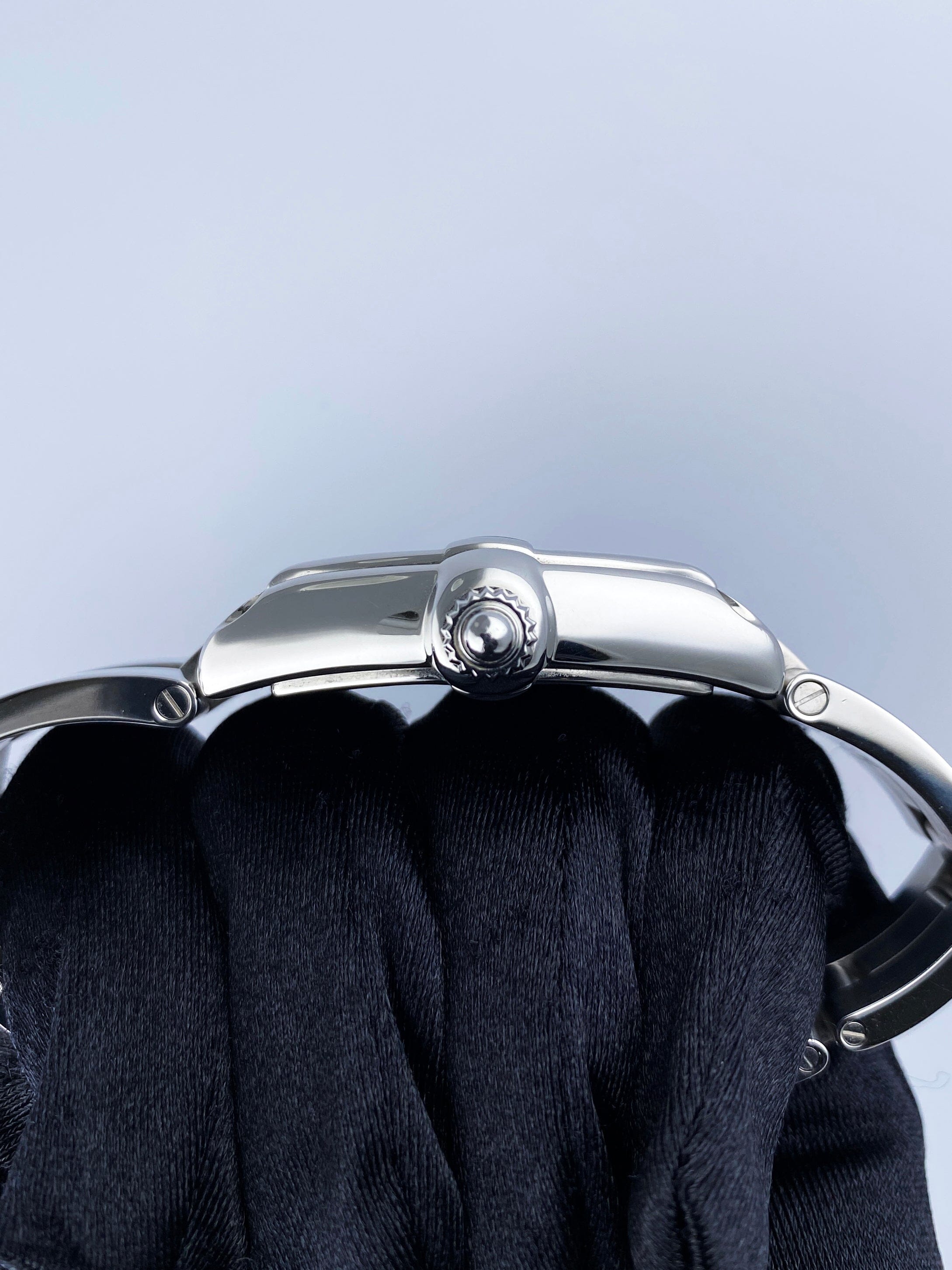 Cartier Roadster W62025V3 Thumbnail 4